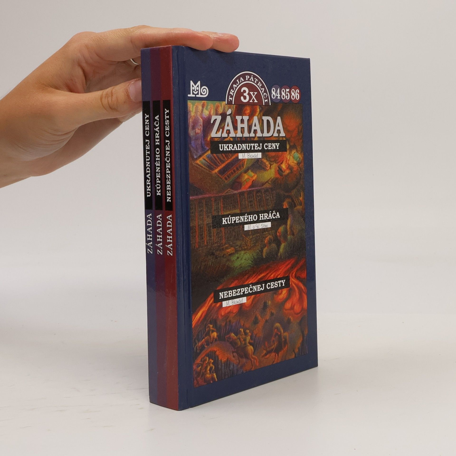 3x traja pátrači. Záhada ukradnutej ceny. Záhada kúpeného hráča. Záhada nebezpečnej cesty.