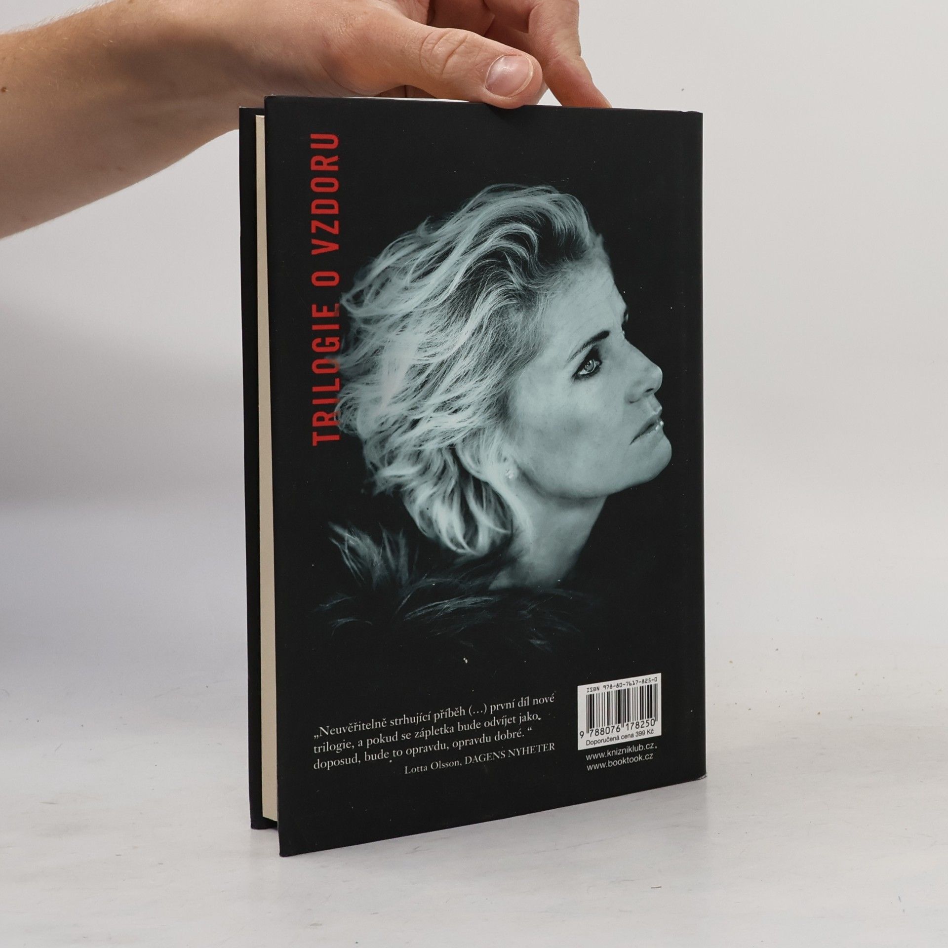Louise Boije af Gennäs Krvavý květ