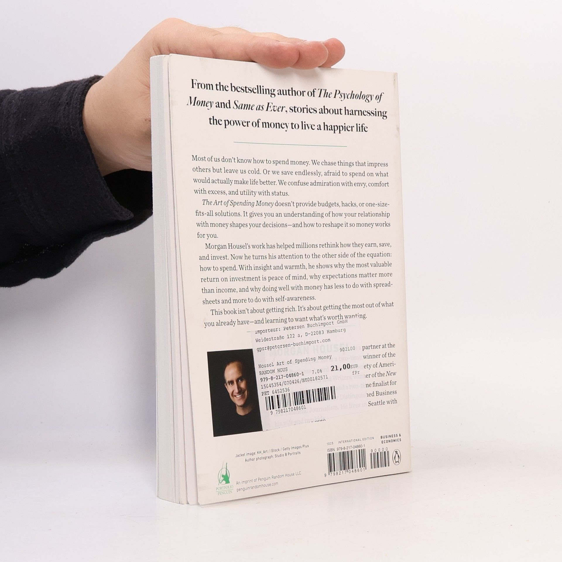 Morgan Housel The Art of Spending Money: Simple Choices for a Richer Life - Export Edition