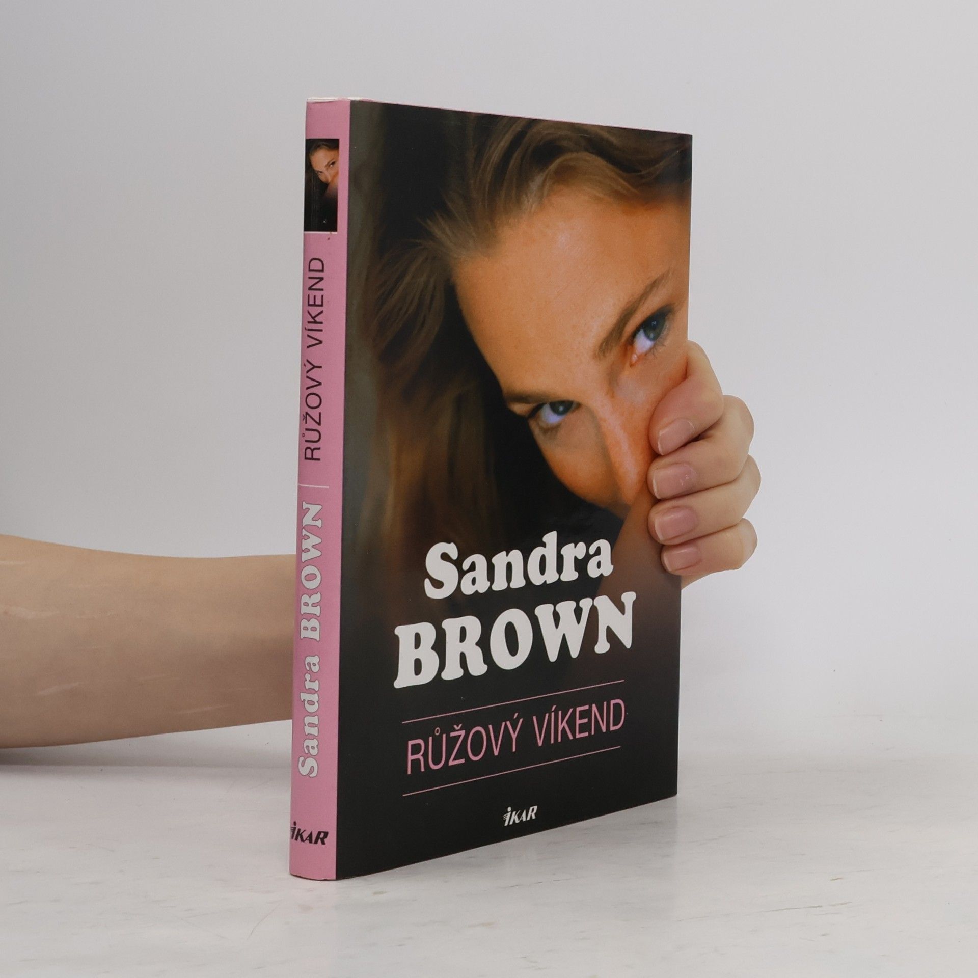 Sandra Brown Růžový víkend