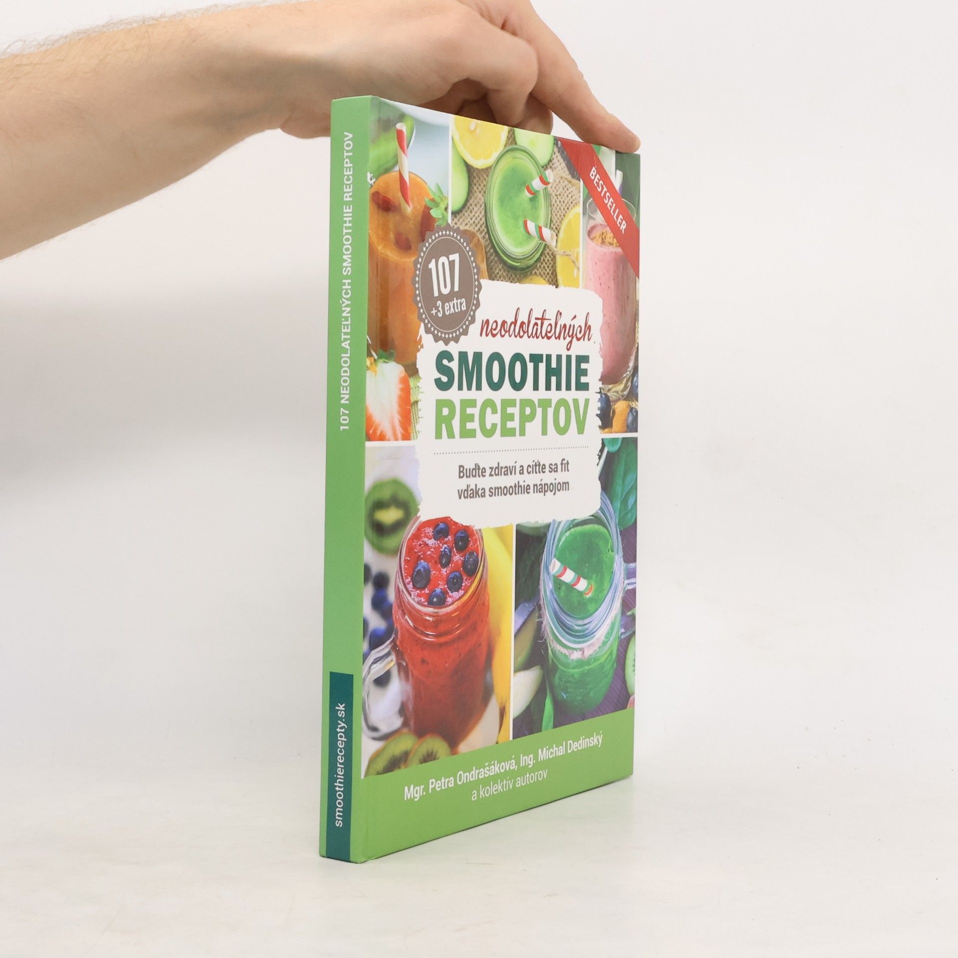 Petra Ondrašáková 107 neodolateľných smoothie receptov
