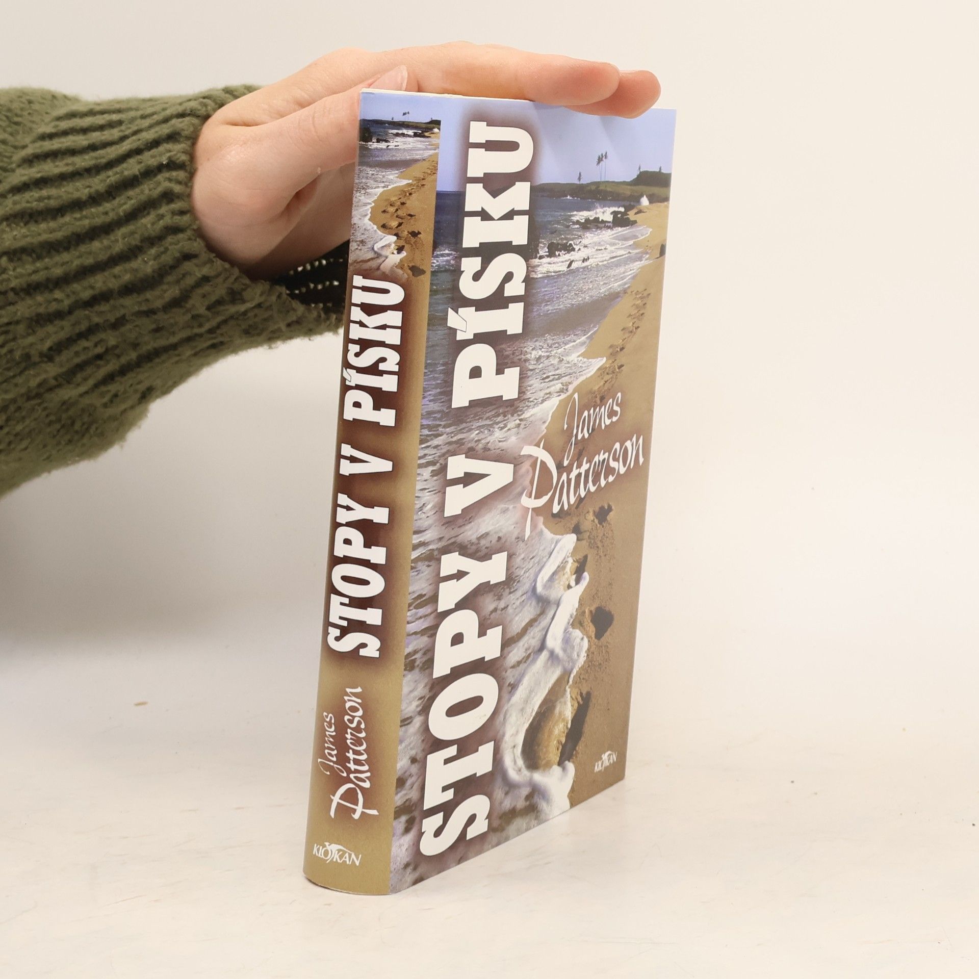 James Patterson Stopy v písku