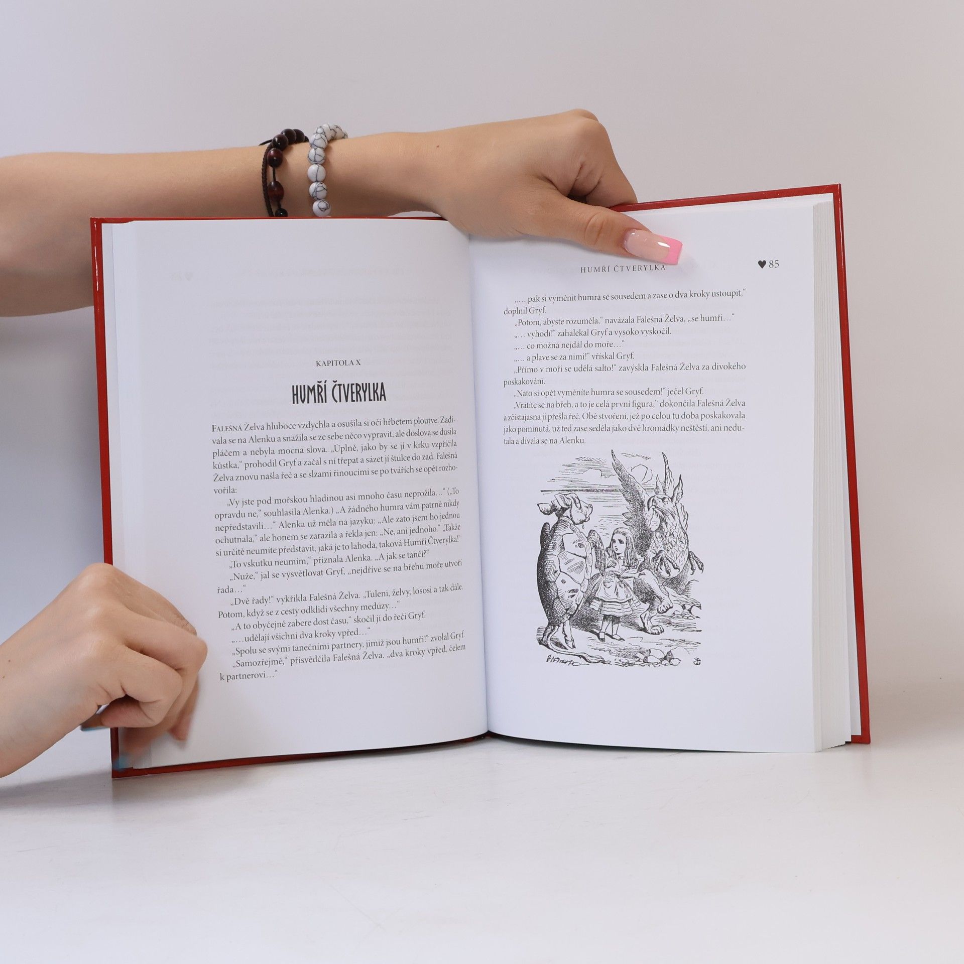Lewis Carroll Alenčina dobrodružství v kraji divů za zrcadlem