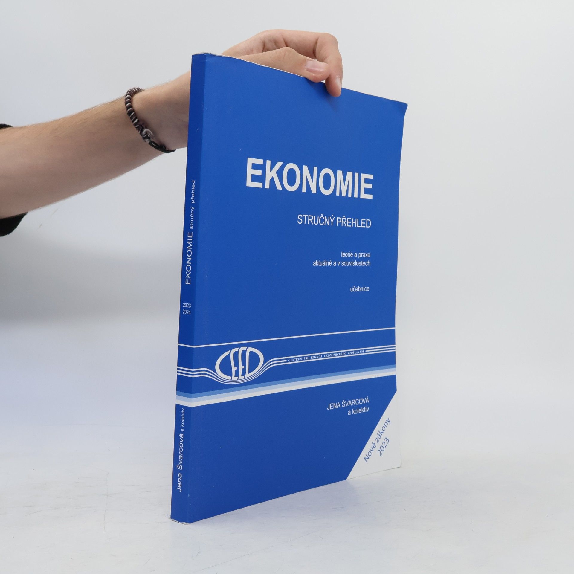 Jena Švarcová Ekonomie