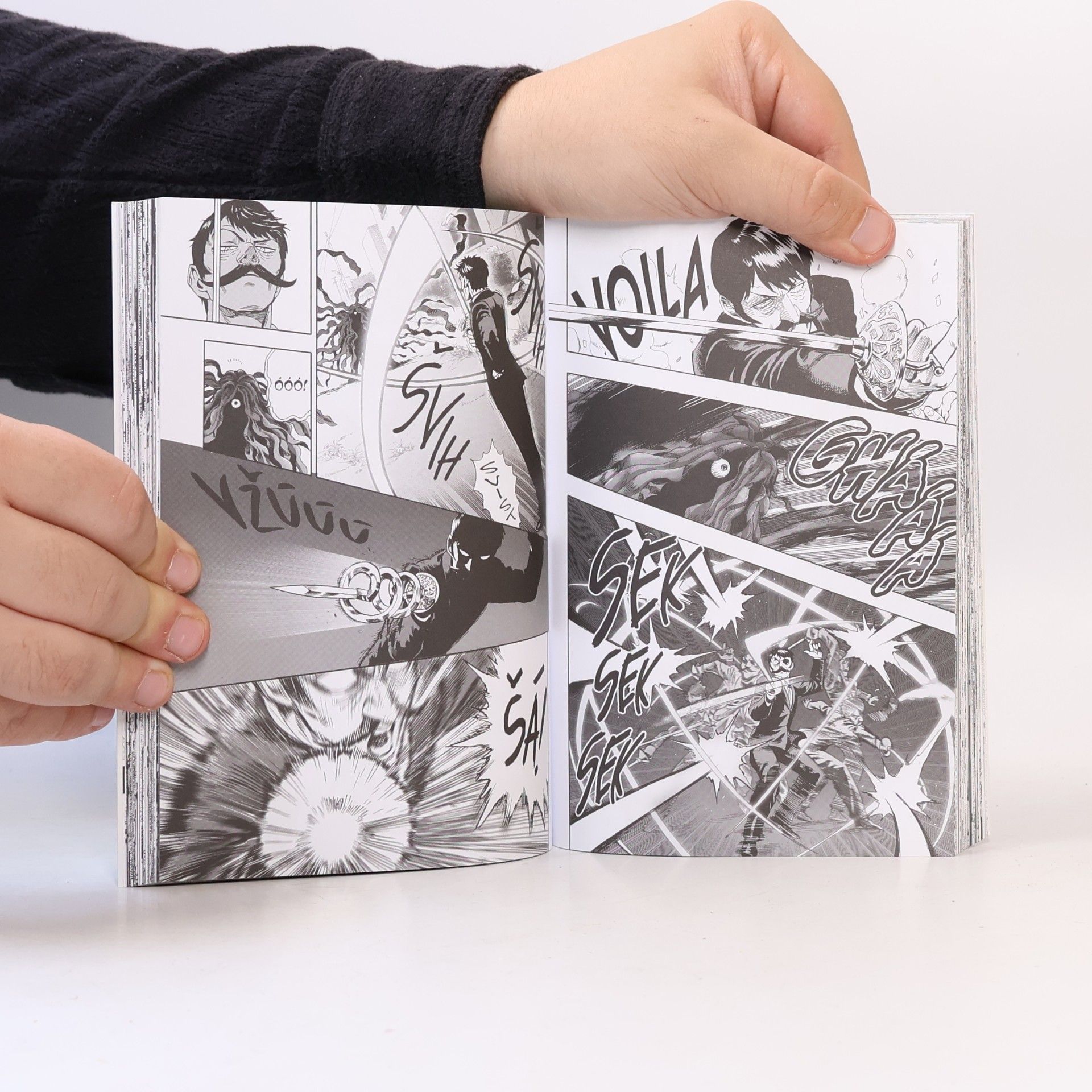 One One-Punch Man 03. Zvěsti
