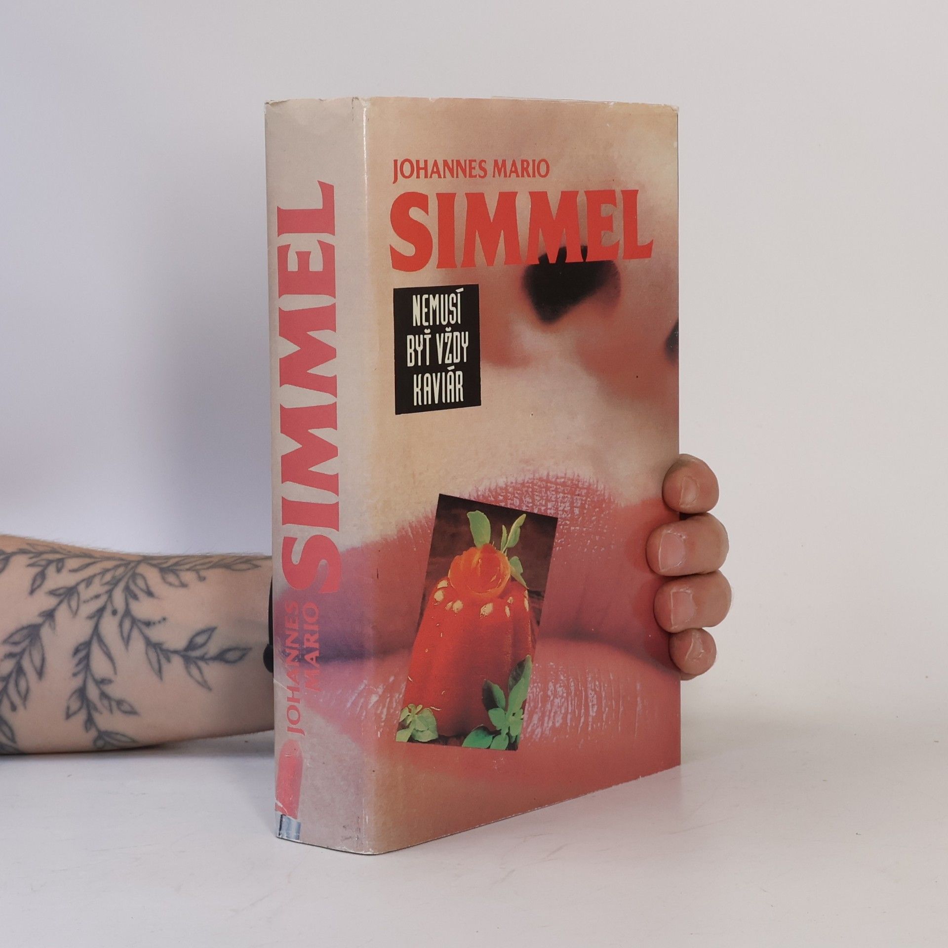 Johannes Mario Simmel Nemusí byť vždy kaviár
