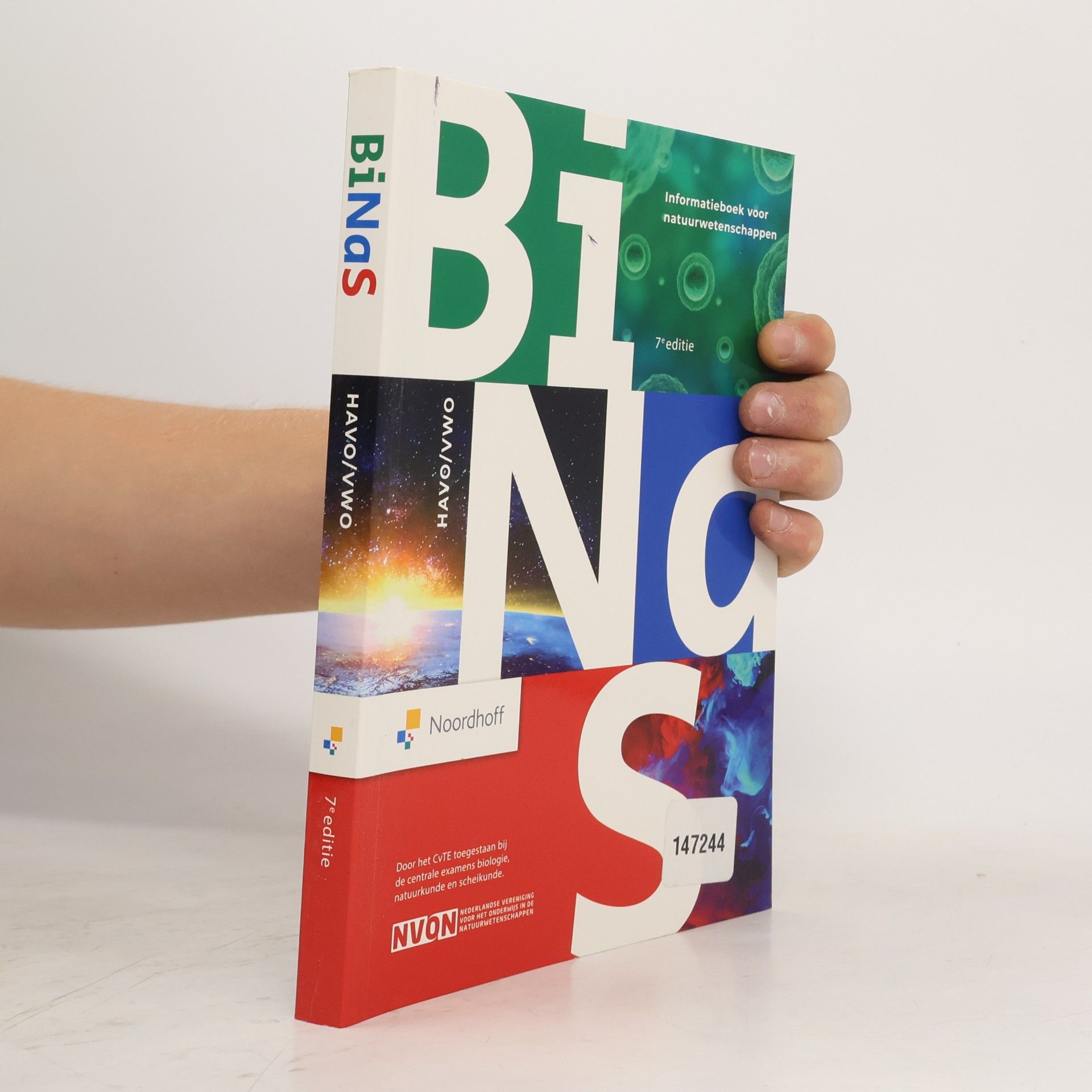 R.E.A. Bouwens Binas 7e ed informatieboek