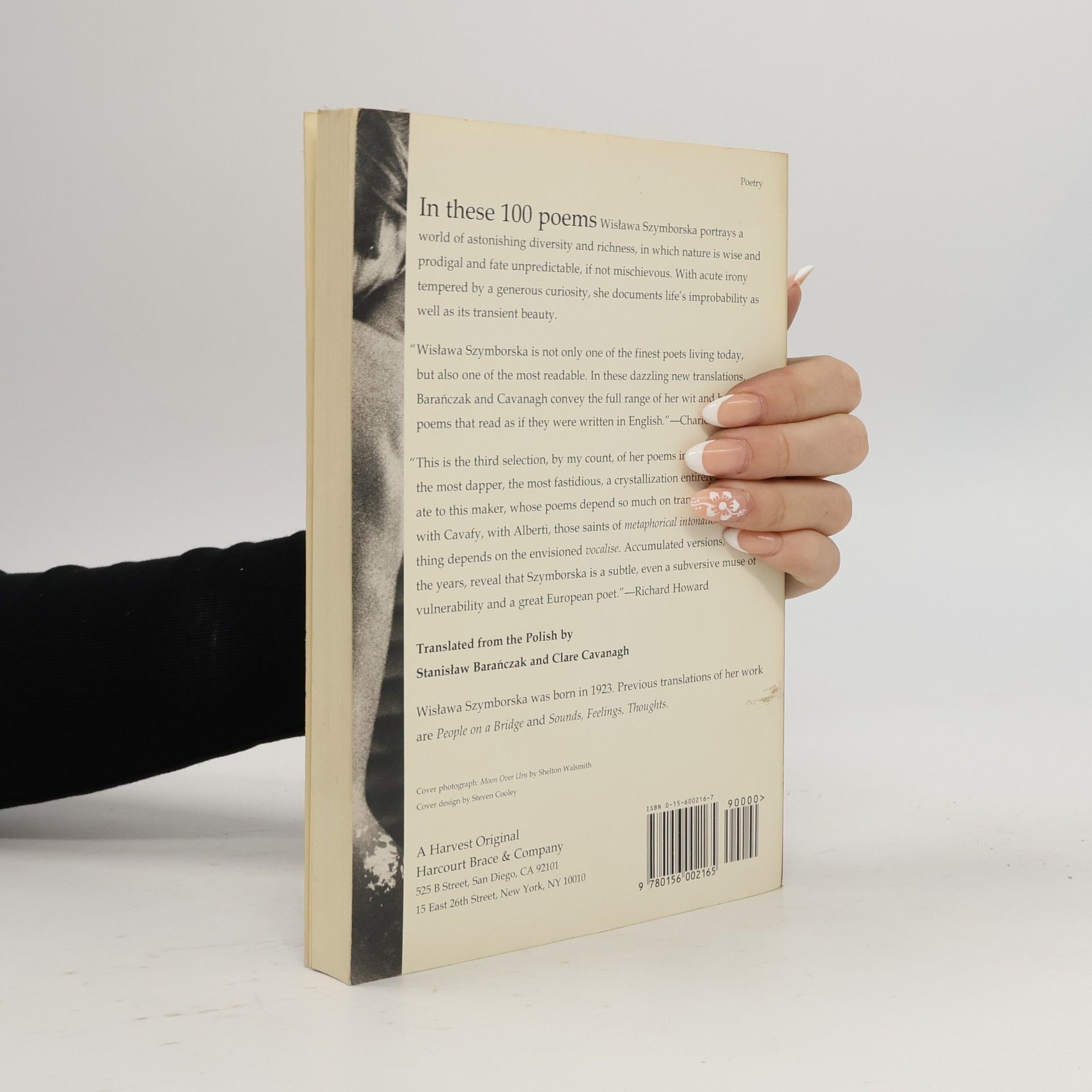 Wisława Szymborská View with a Grain of Sand: Selected Poems