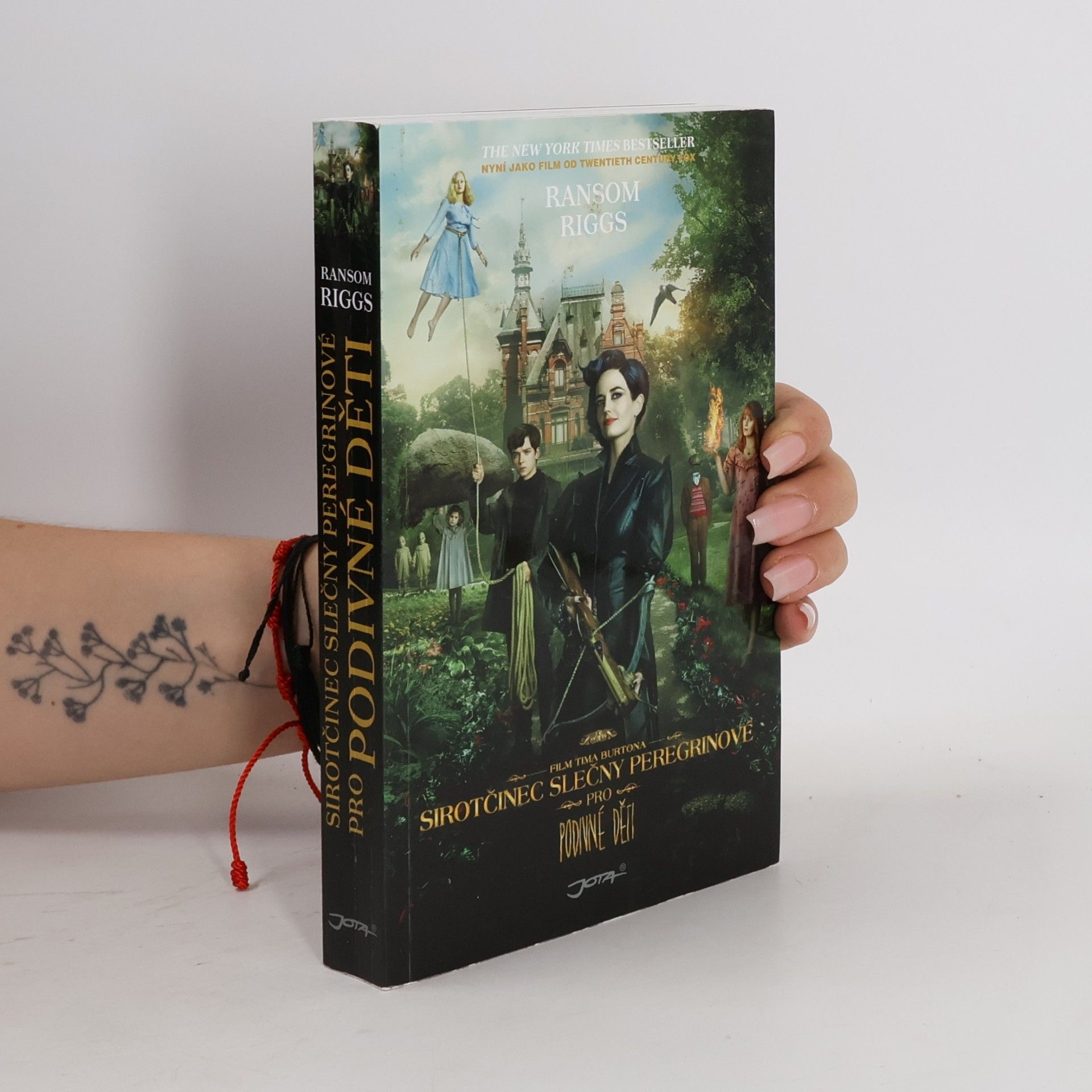 Ransom Riggs Sirotčinec slečny Peregrinové pro podivné děti