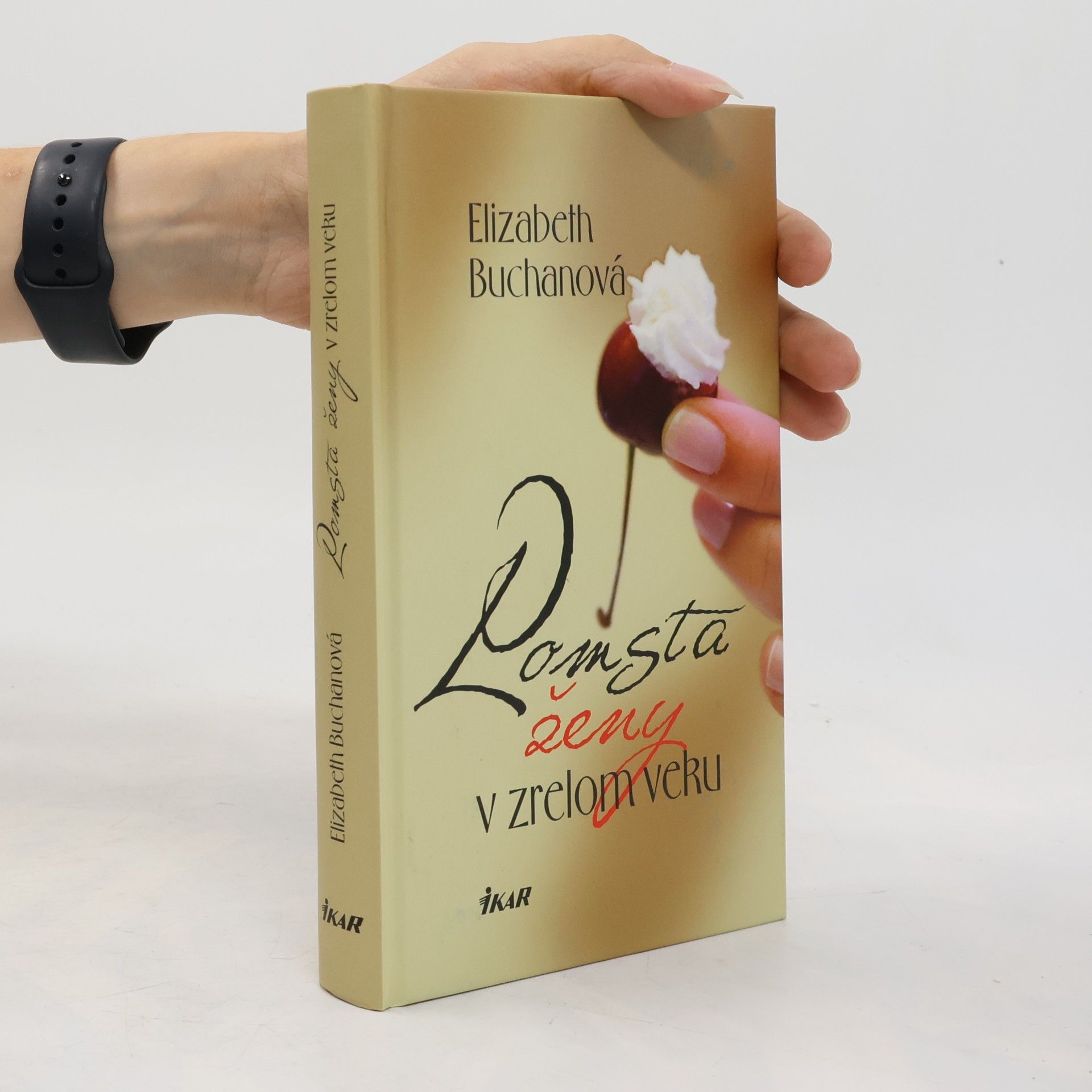 Elizabeth Buchan Pomsta ženy v zrelom veku