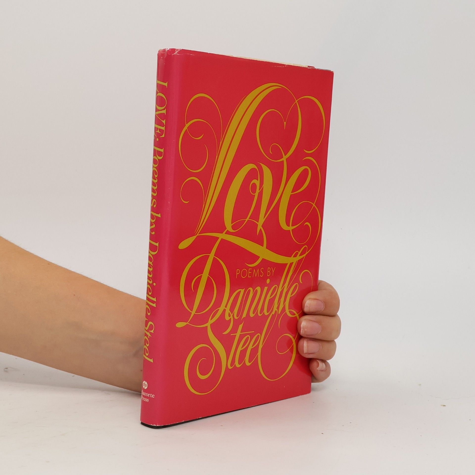 Danielle Steel Love