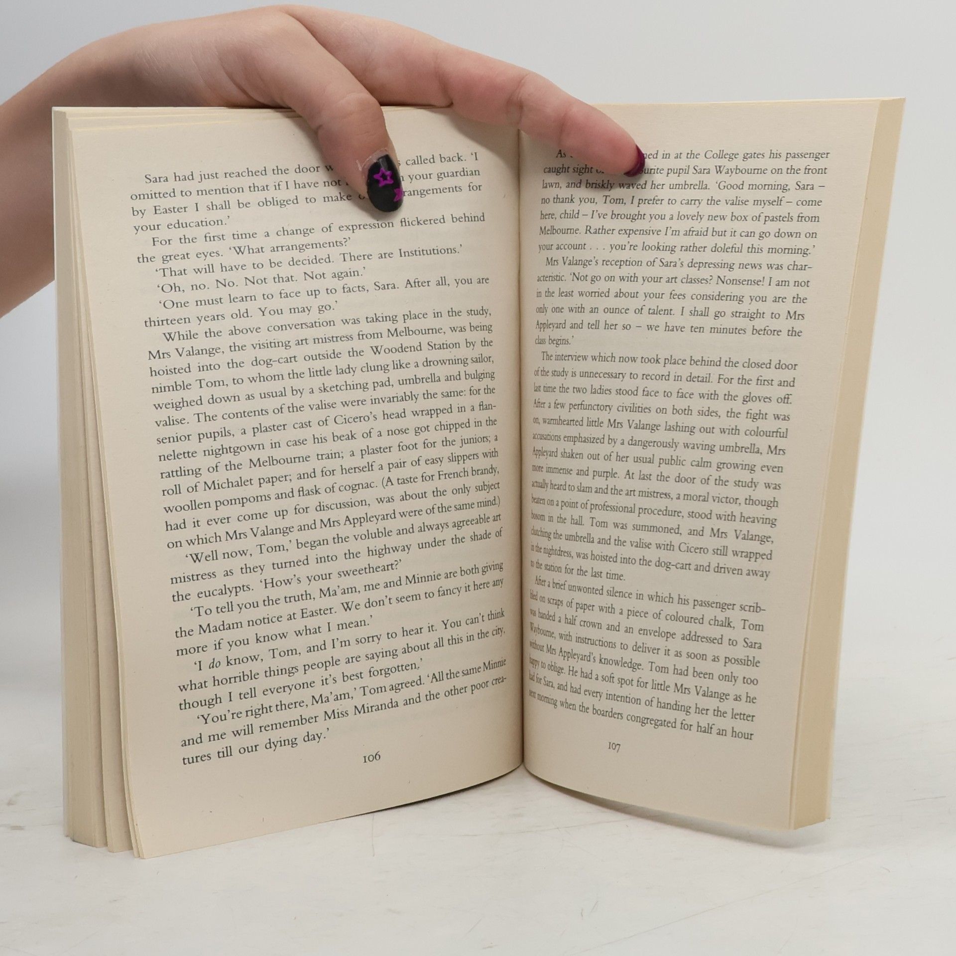 Joan Lindsay Picnic at Hanging Rock. Picknick am Valentinstag, englische Ausgabe