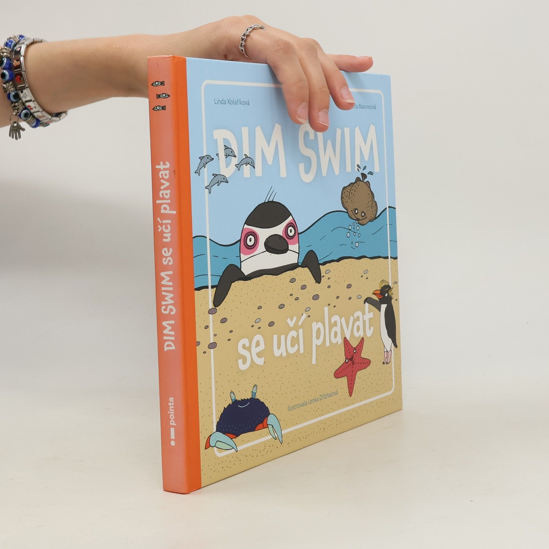 Dim Swim se učí plavat