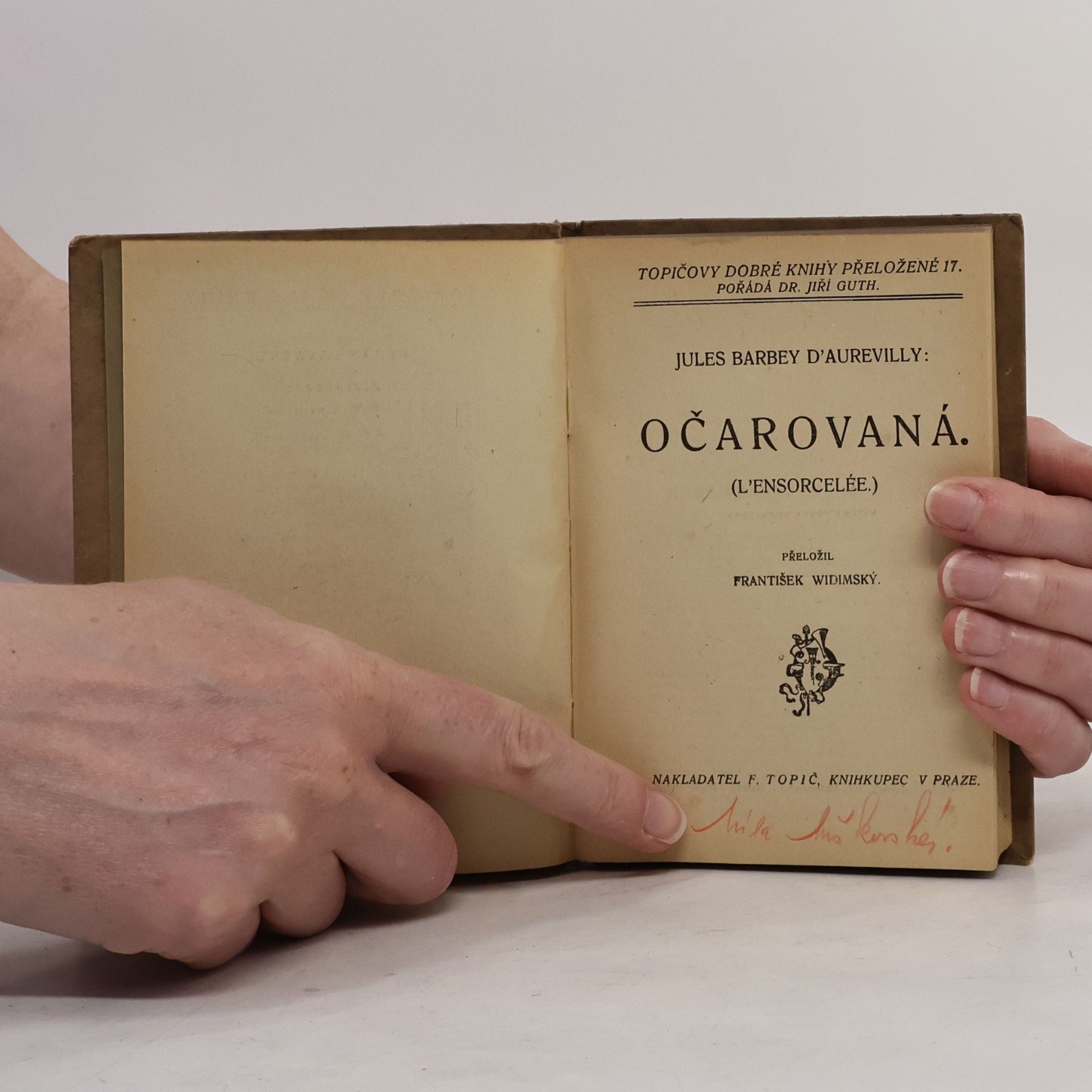 Jules Amédée Barbey d. Aurevilly Očarovaná