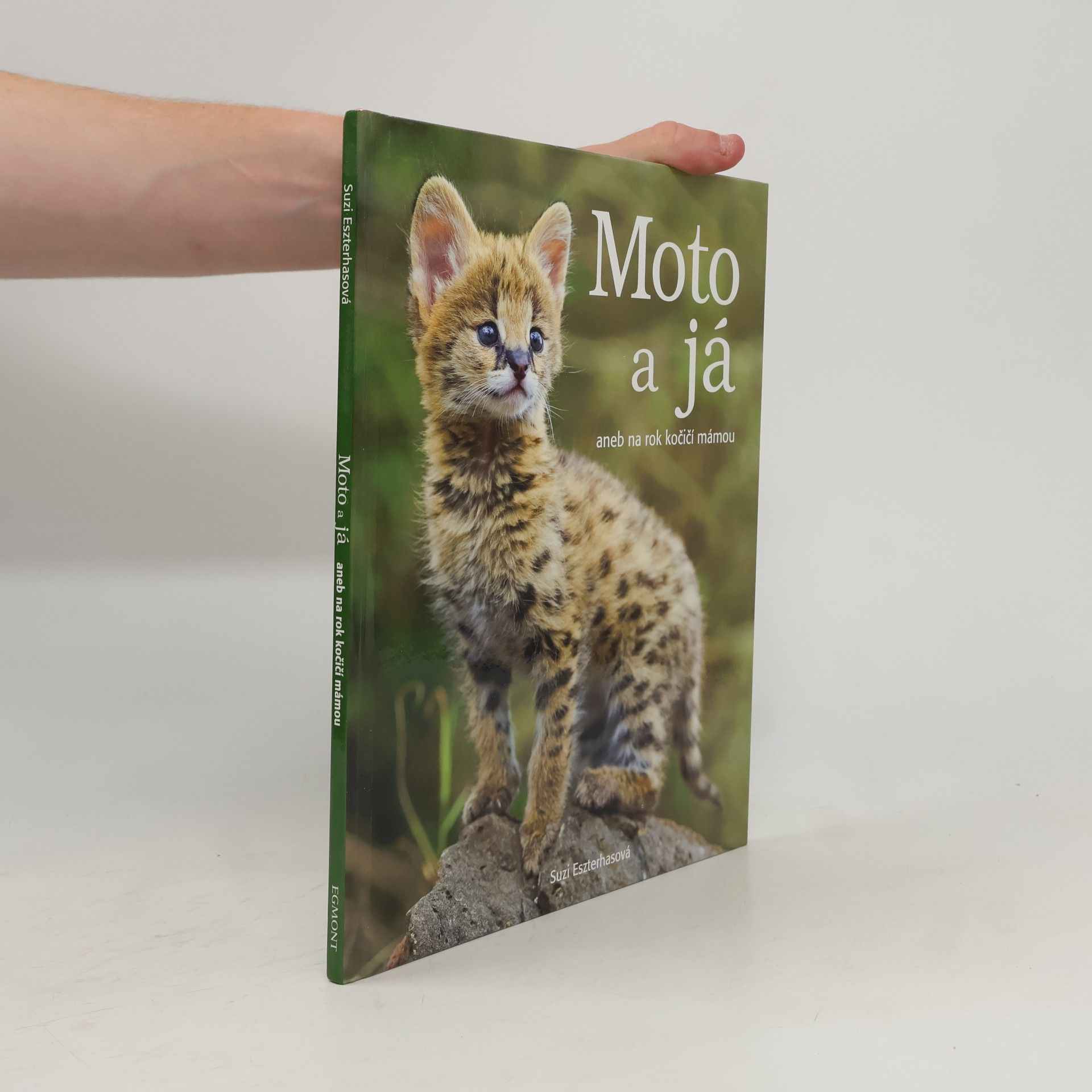 Suzi Eszterhas Moto a já
