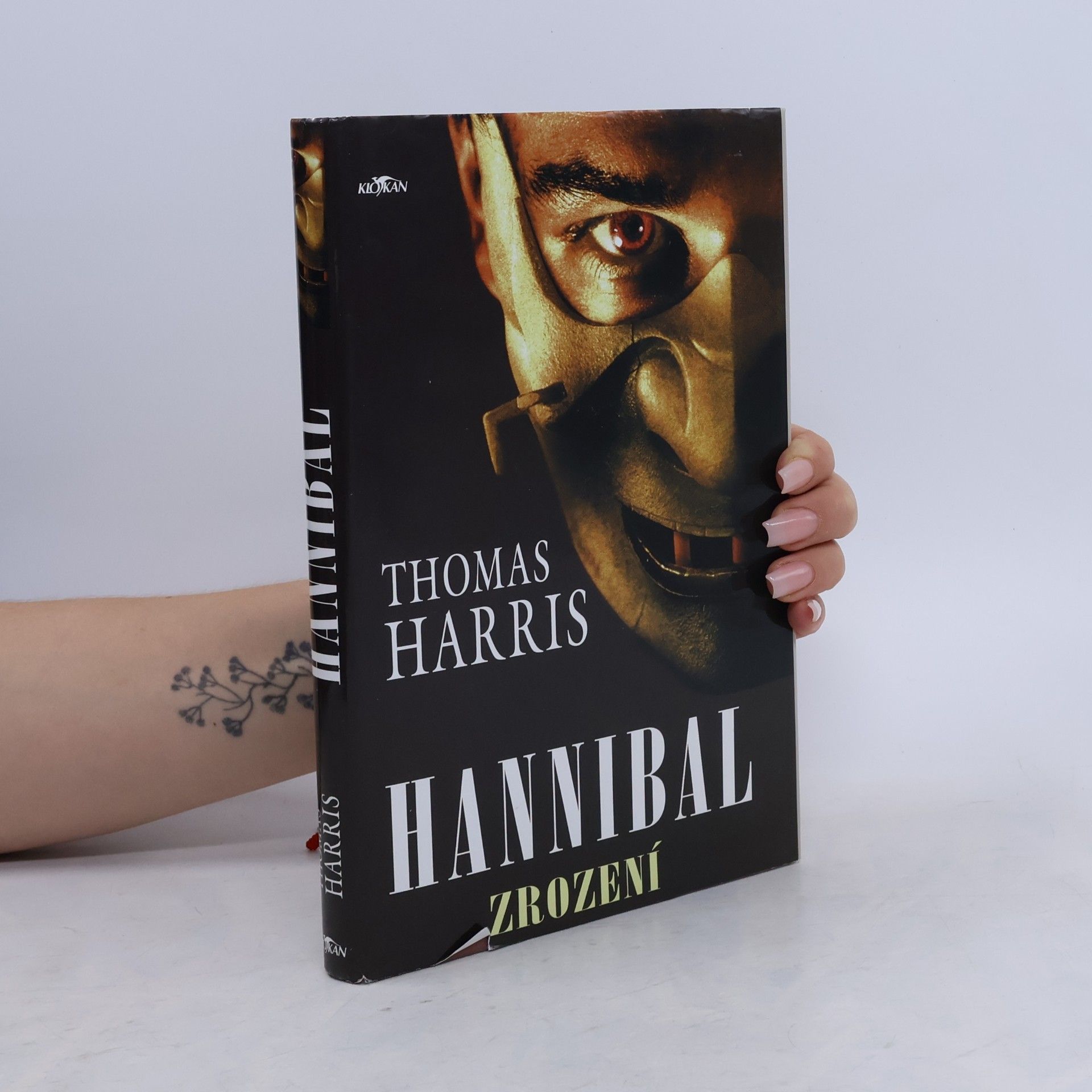 Thomas Harris Hannibal. Zrození