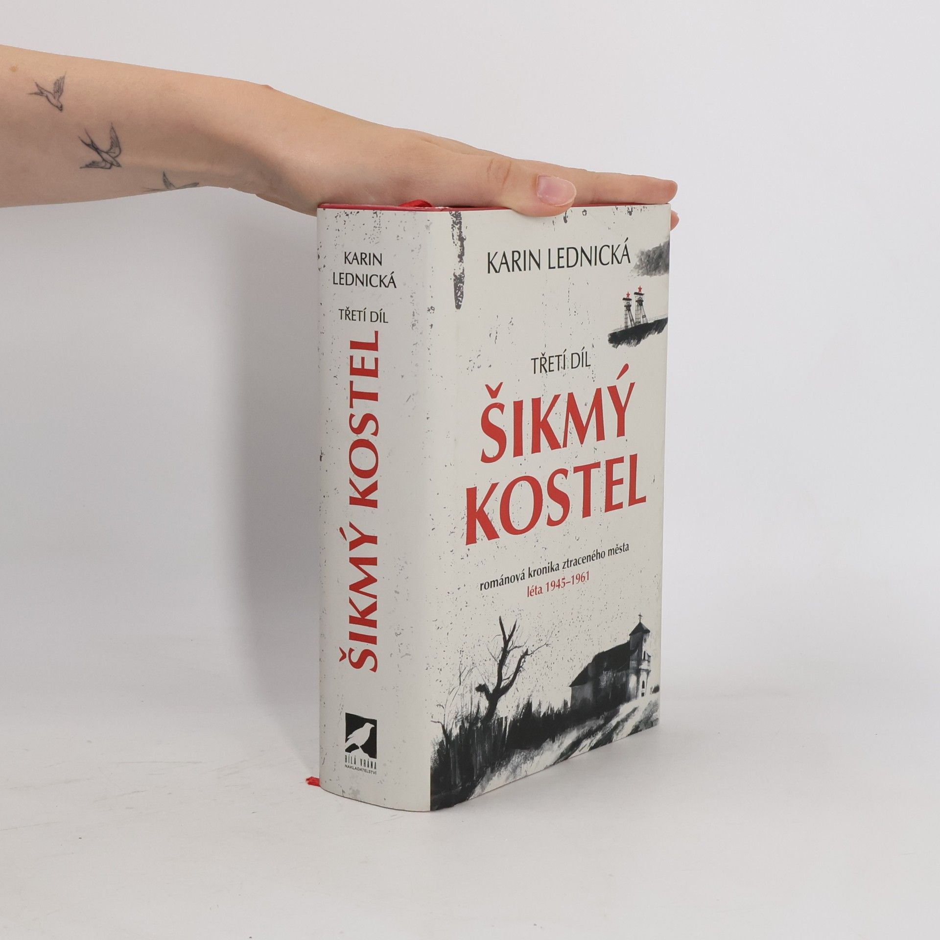 Karin Lednická Šikmý kostel 3