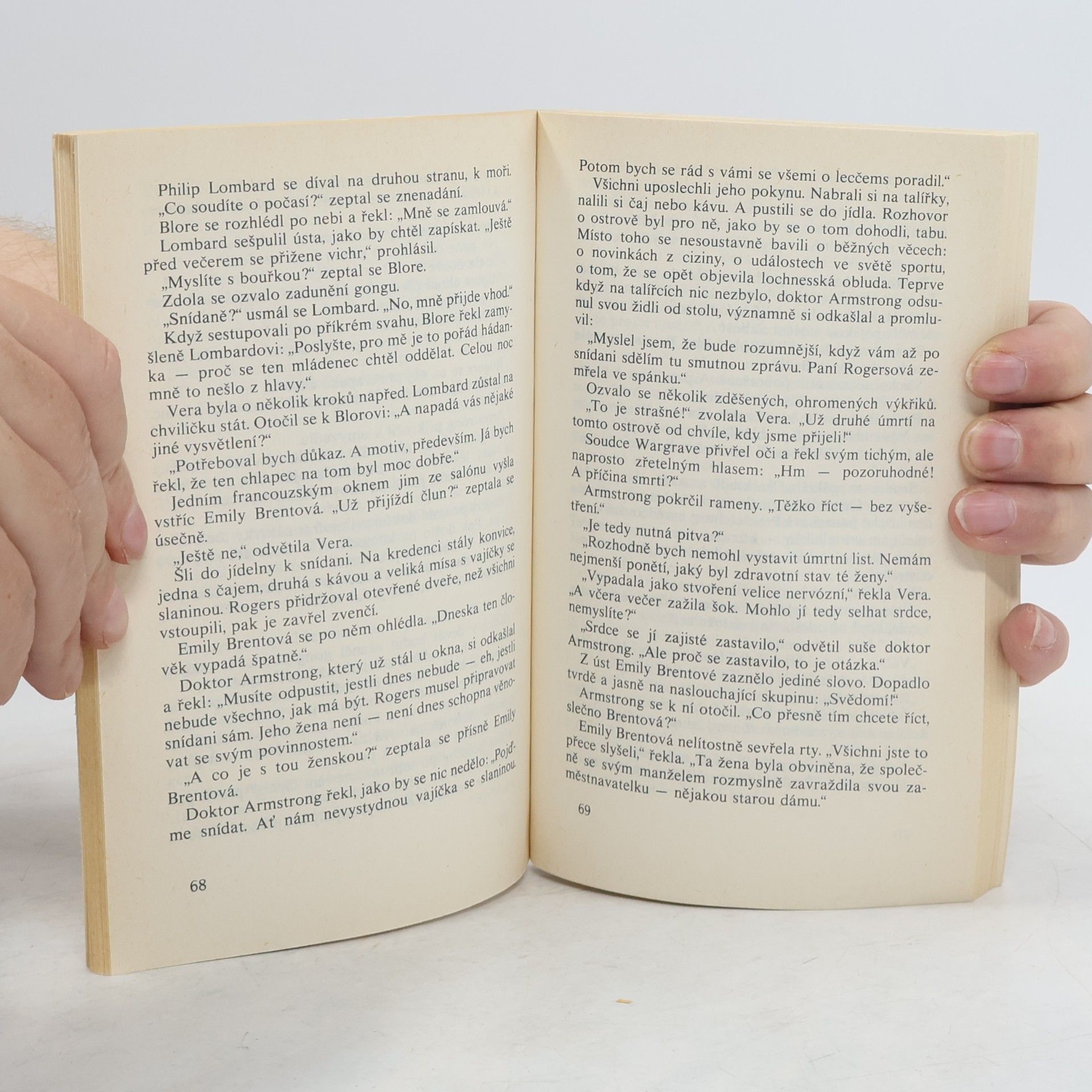 Agatha Christie Deset malých černoušků