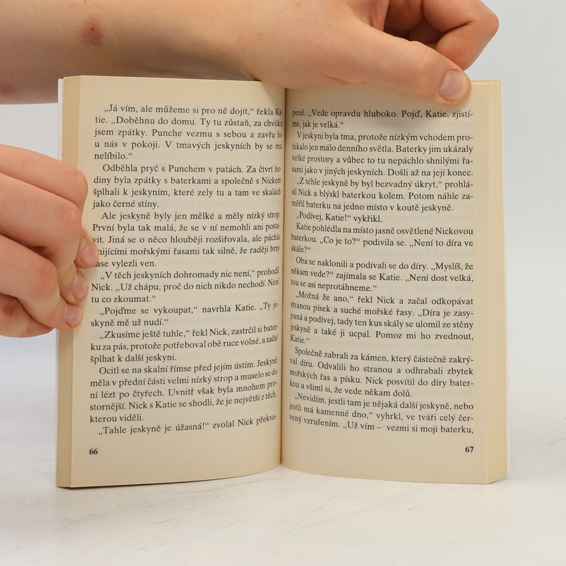 Enid Blyton Hádanka 1. Hádanka prázdninového domu
