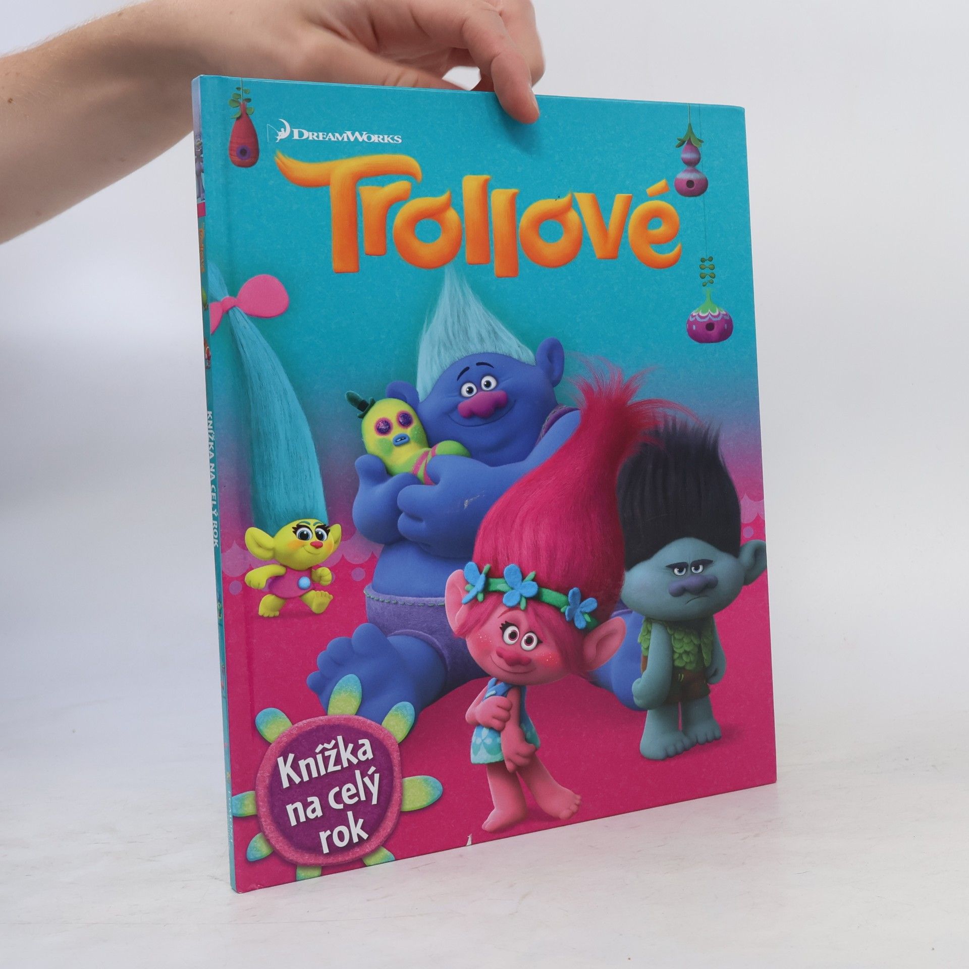 Pady Kempshall Trollové. Knížka na celý rok