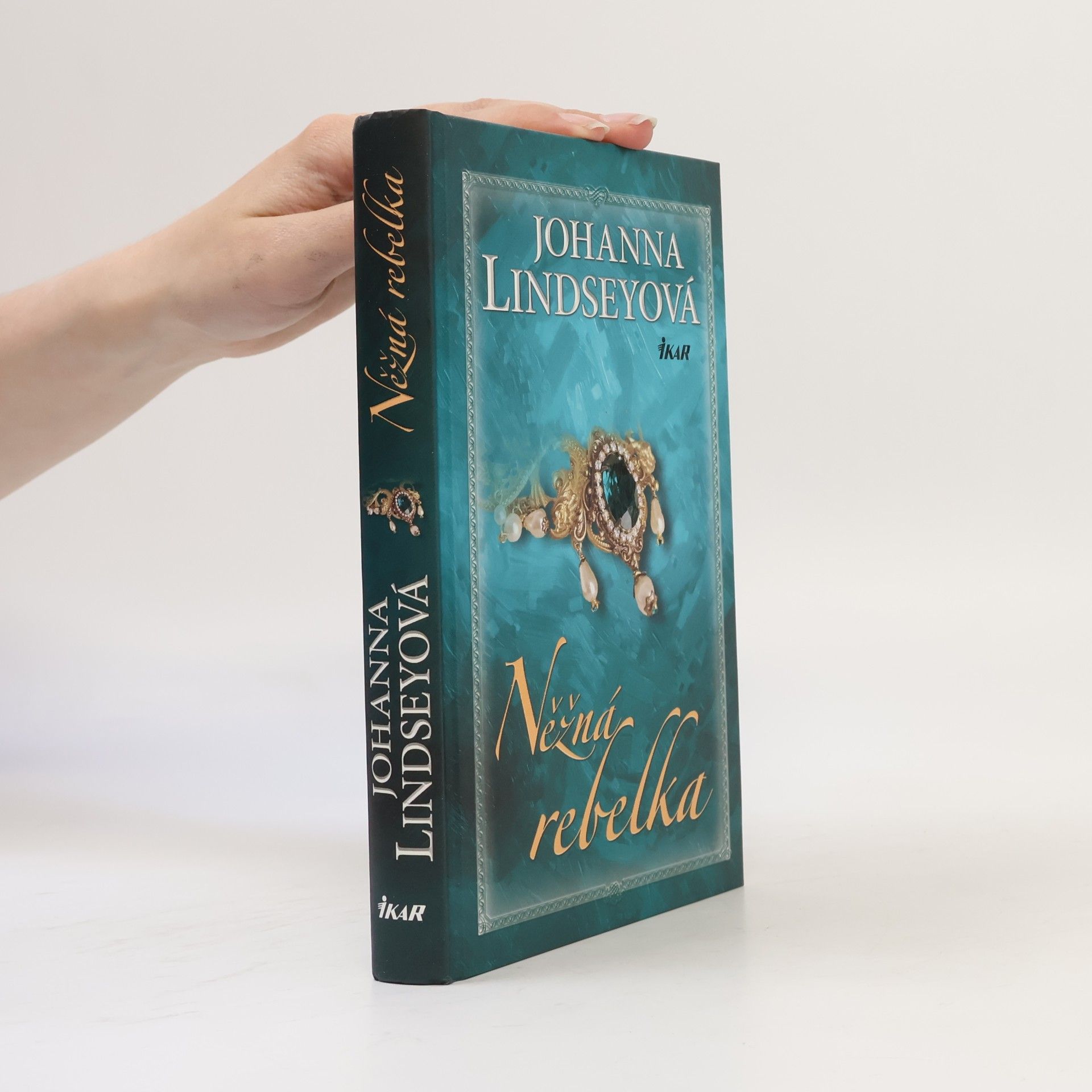 Johanna Lindsey Něžná rebelka
