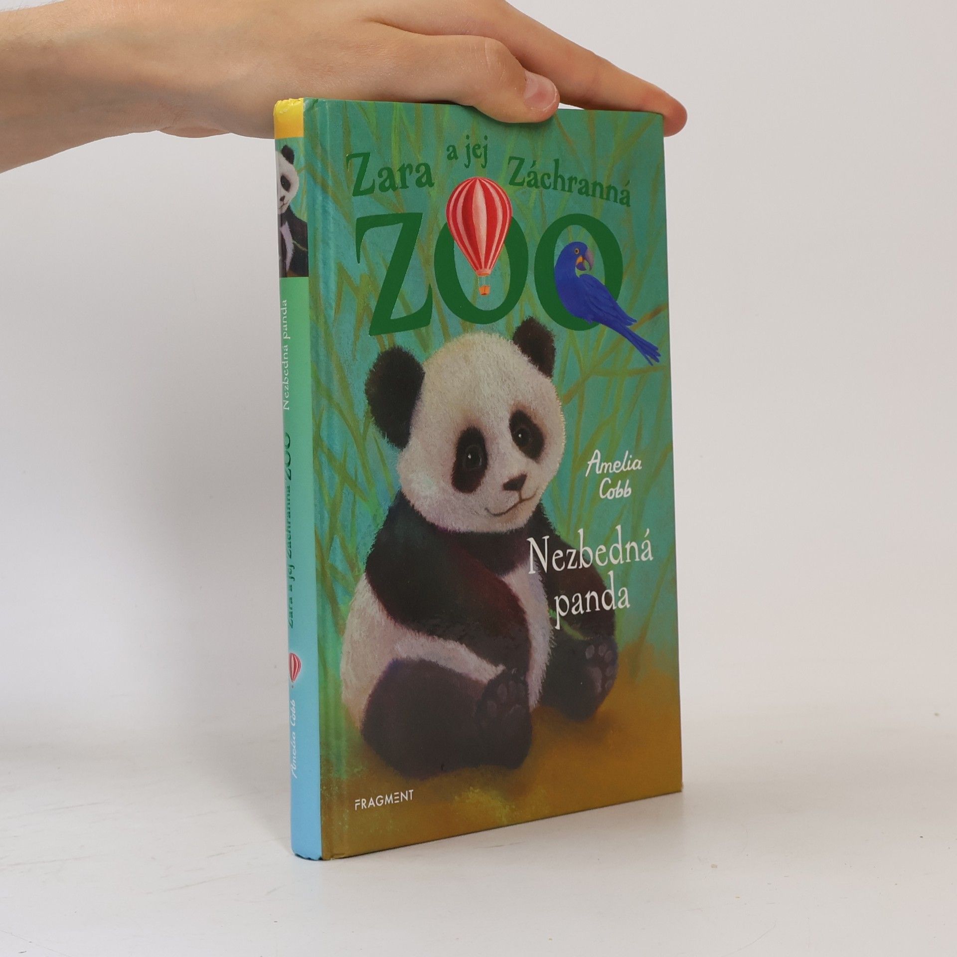 Cobb, Amelia Zara a jej Záchranná ZOO: Nezbedná panda