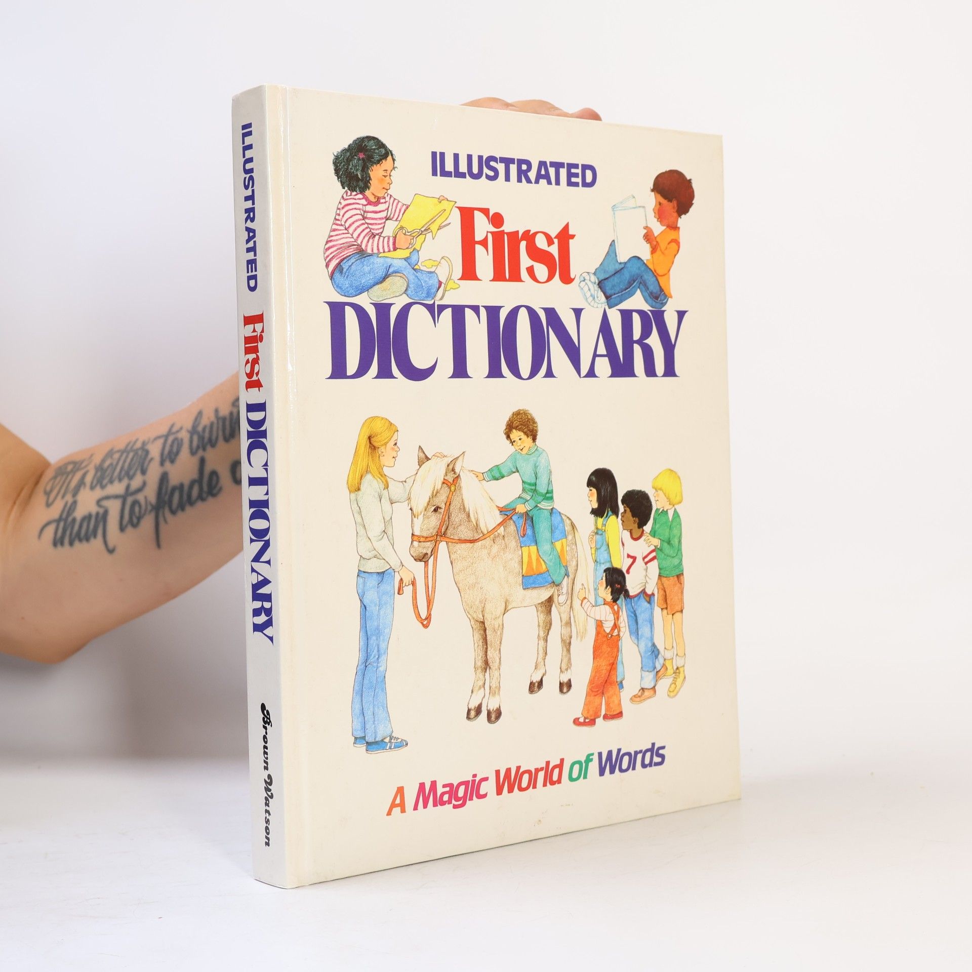 Autorenkollektiv Illustrated First Dictionary
