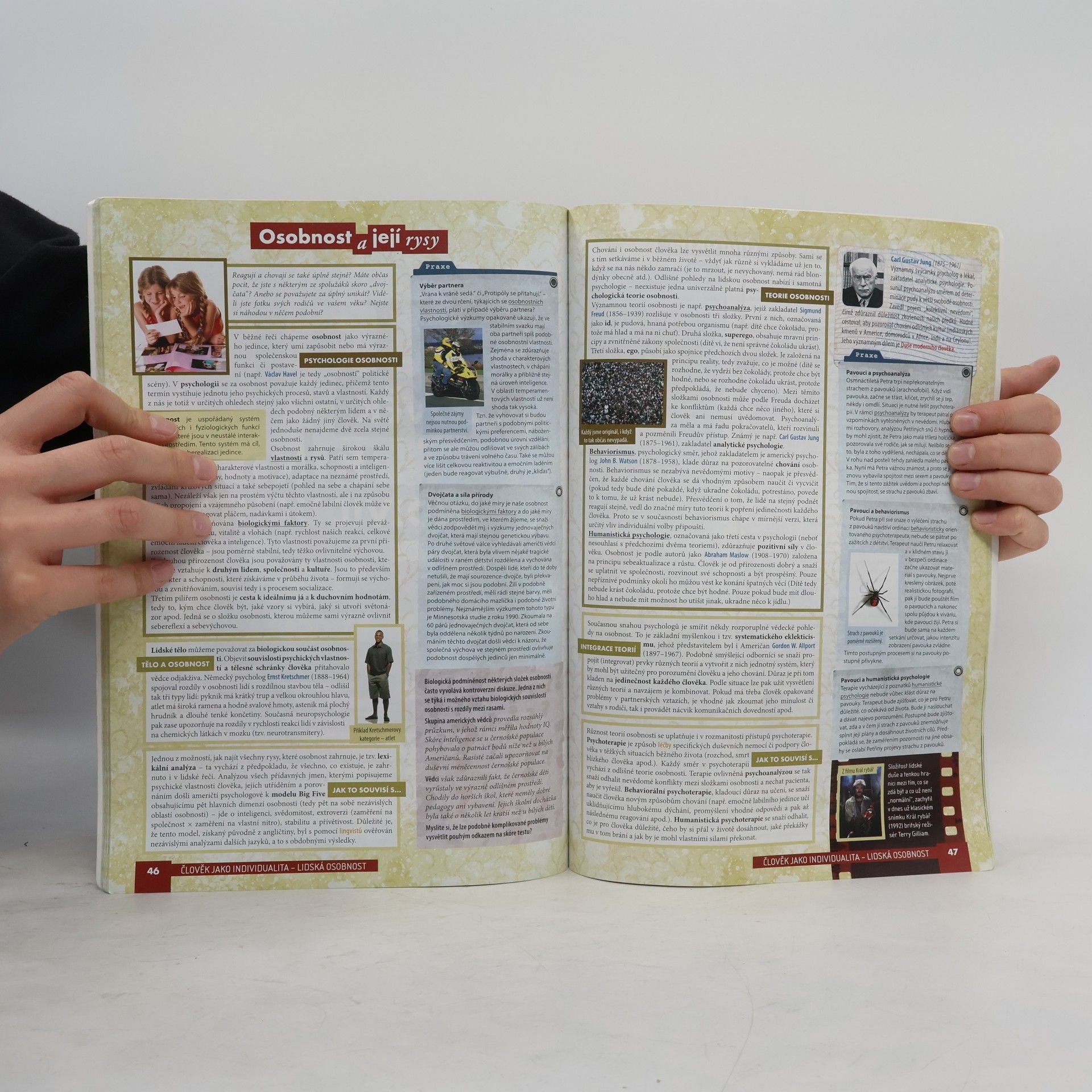 Various authors Společenské vědy pro střední školy 1. díl