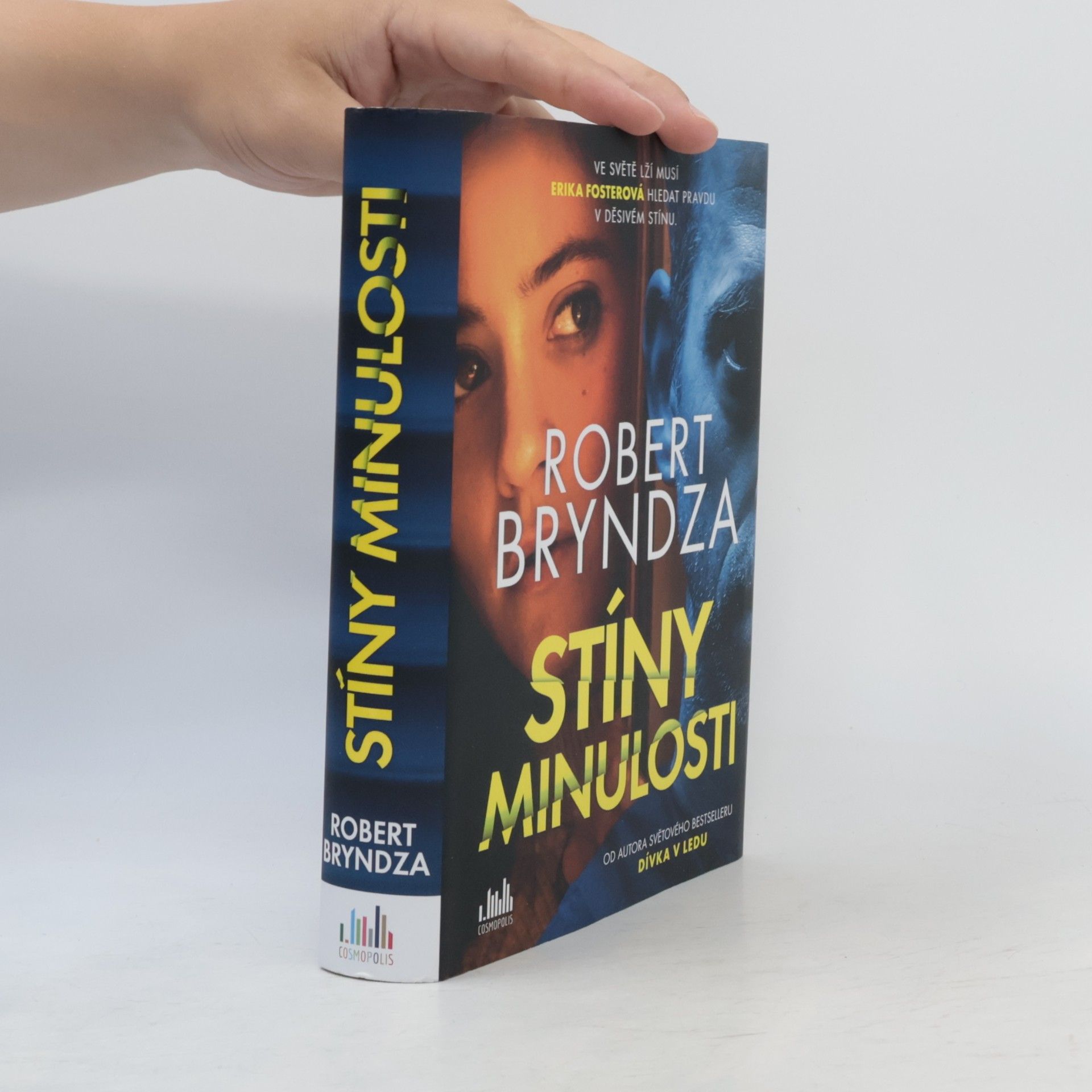 Stíny minulosti