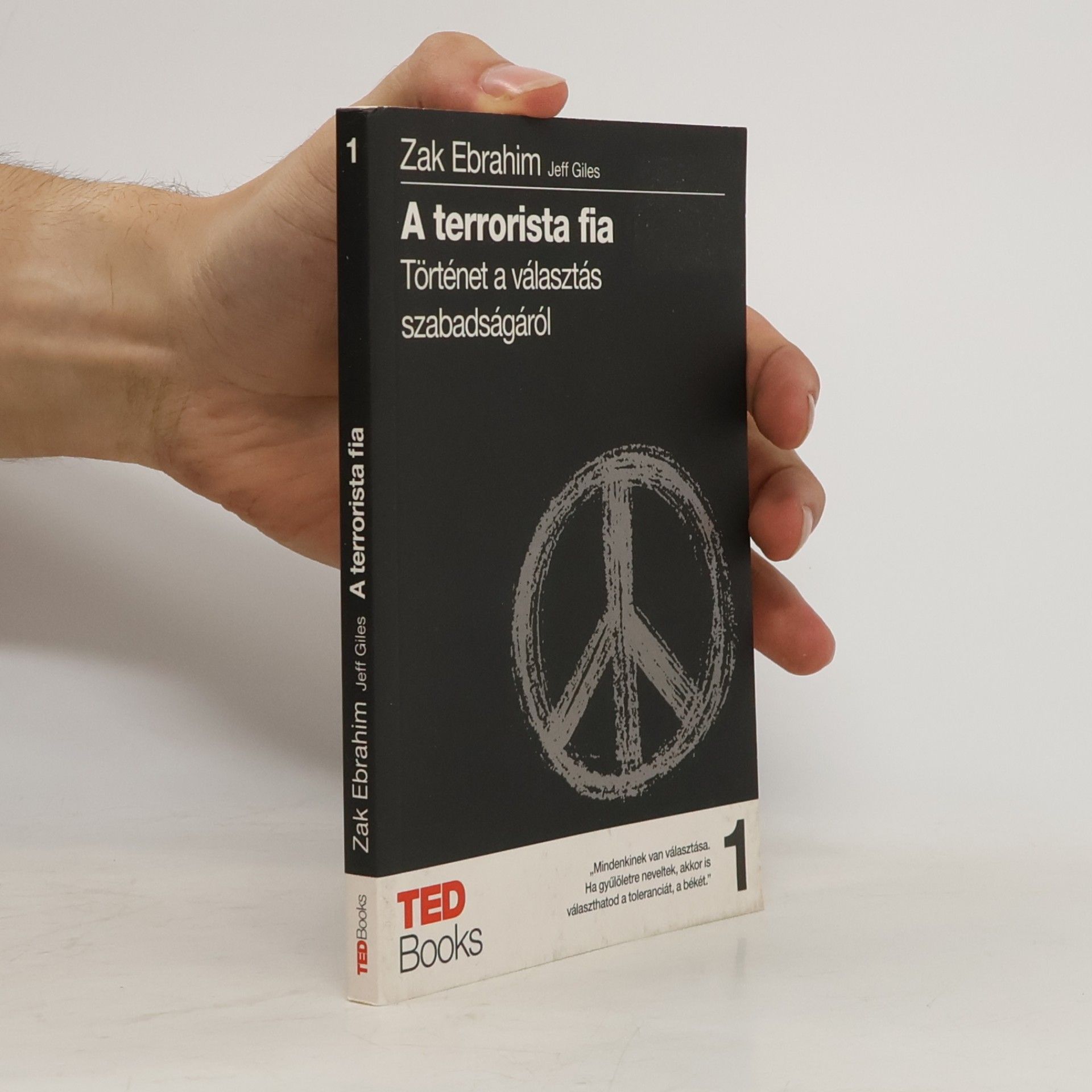 Jeff Giles TED Books - 1: A terrorista fia