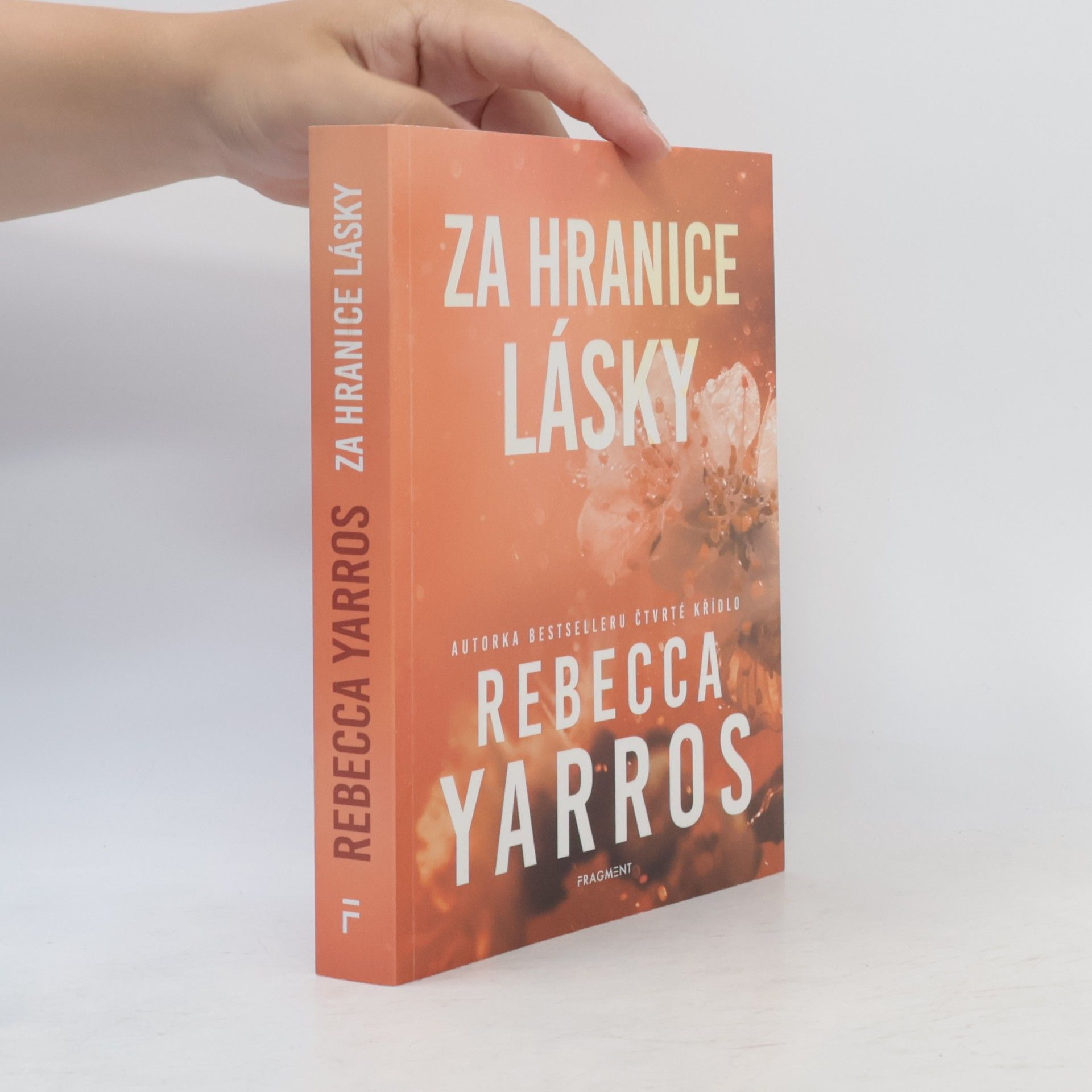 Rebecca Yarros Za hranice lásky