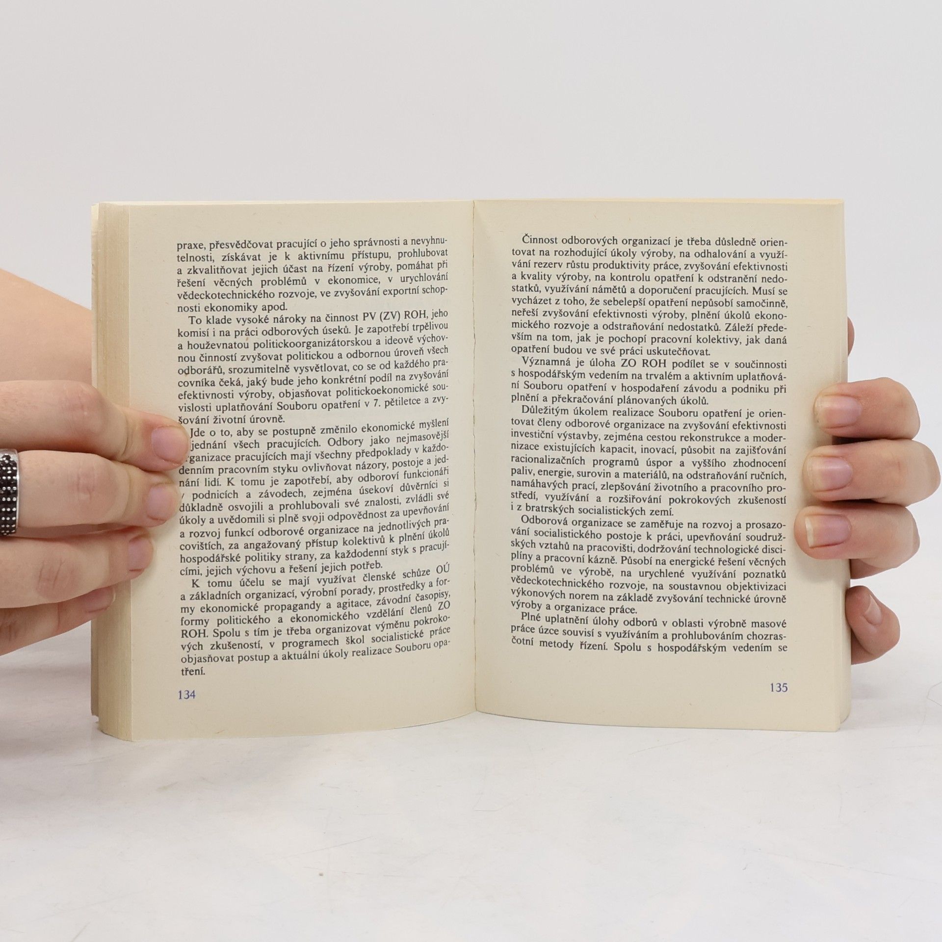 Autorenkollektiv Ročenka odboráře 1982