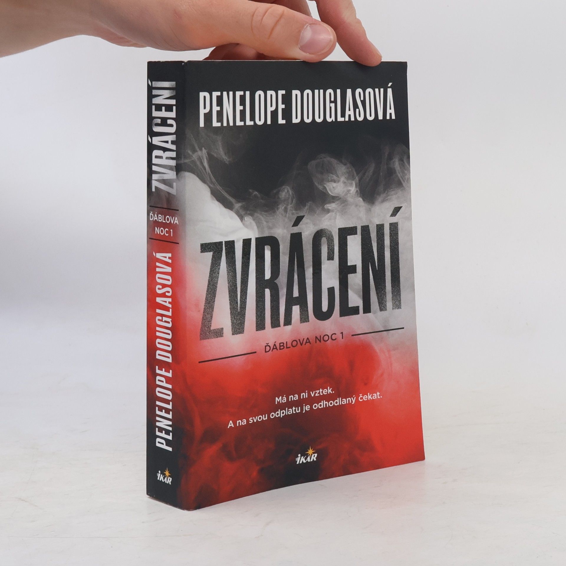 Penelope Douglas Zvrácení