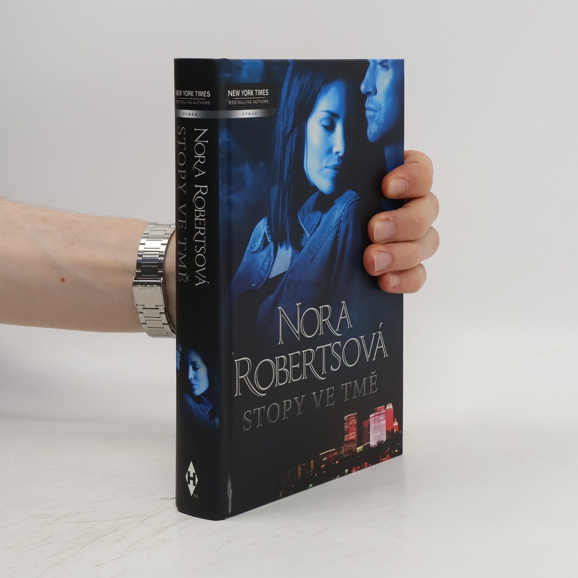 Nora Roberts Stopy ve tmě. Noční stín. Noční dým