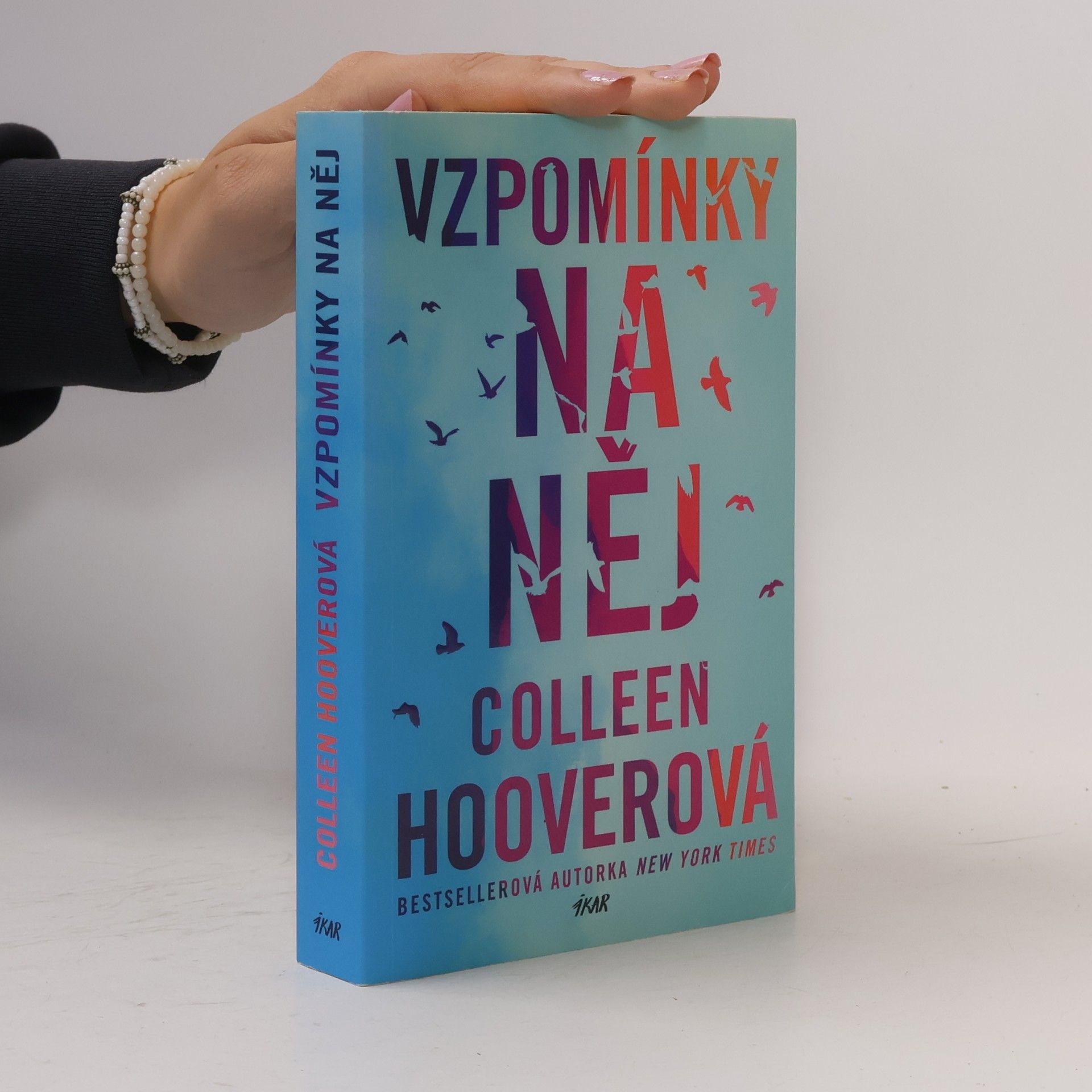 Colleen Hoover Vzpomínky na něj