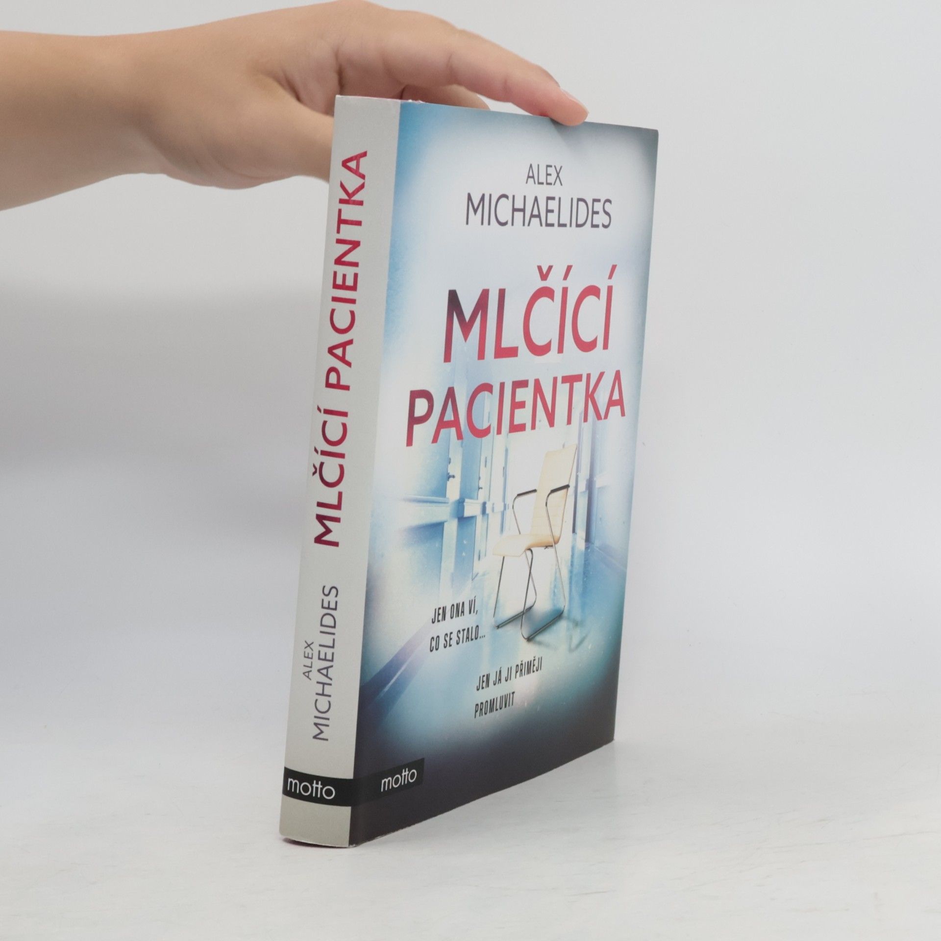 Alex Michaelides Mlčící pacientka