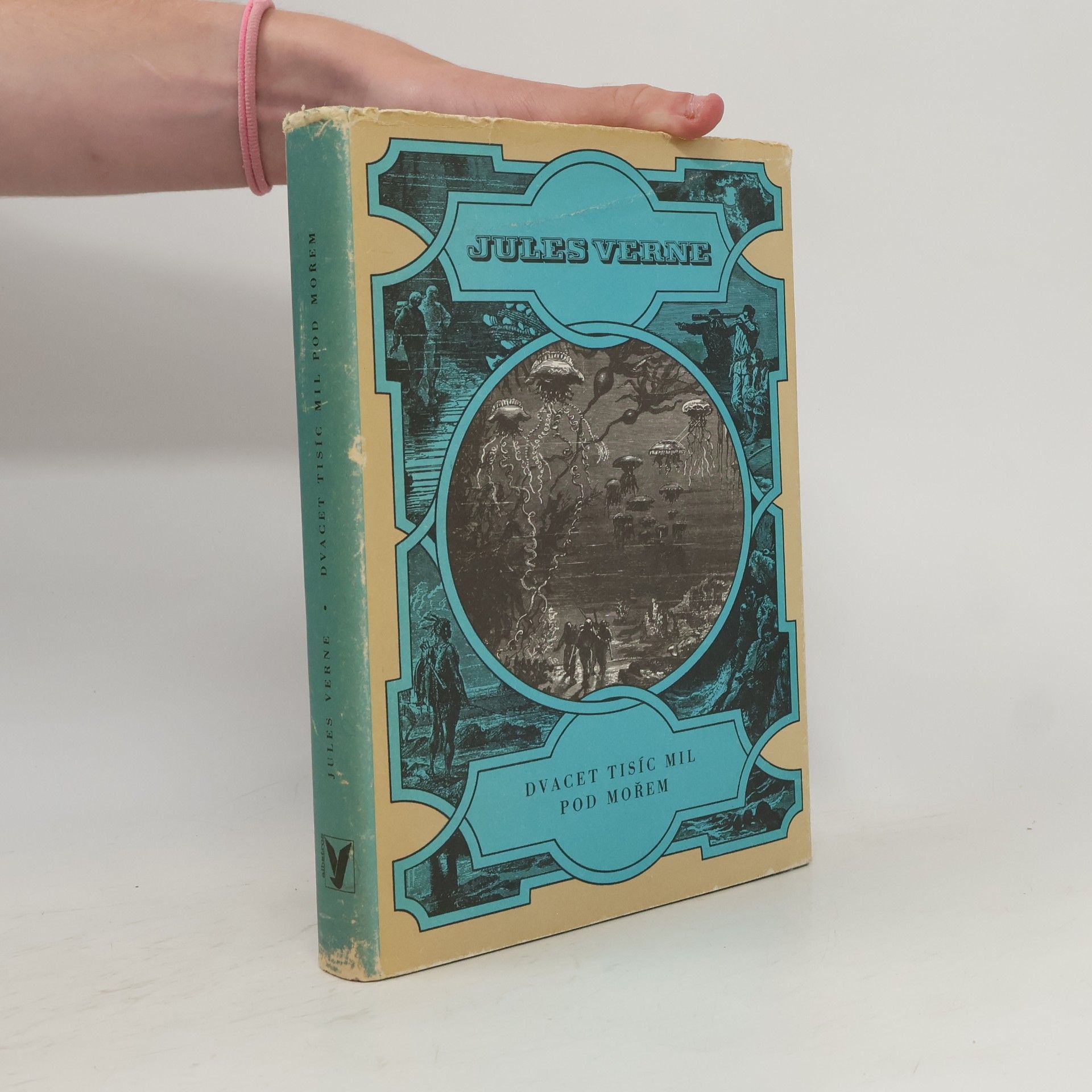 Jules Verne Dvacet tisíc mil pod mořem