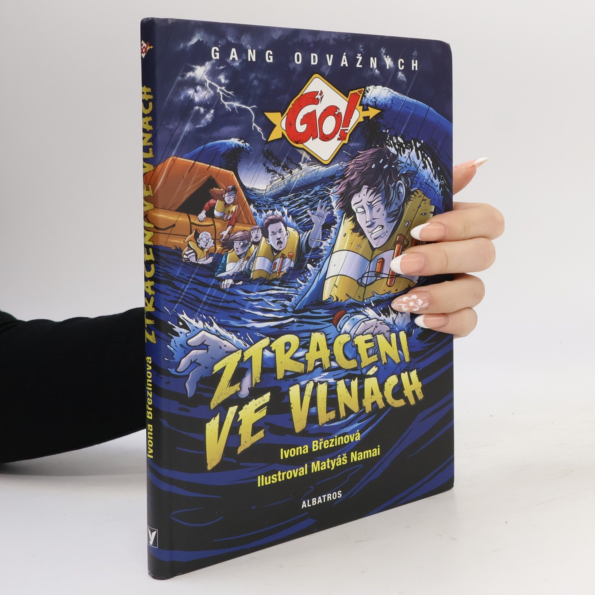 Ivona Březinová Ztraceni ve vlnách