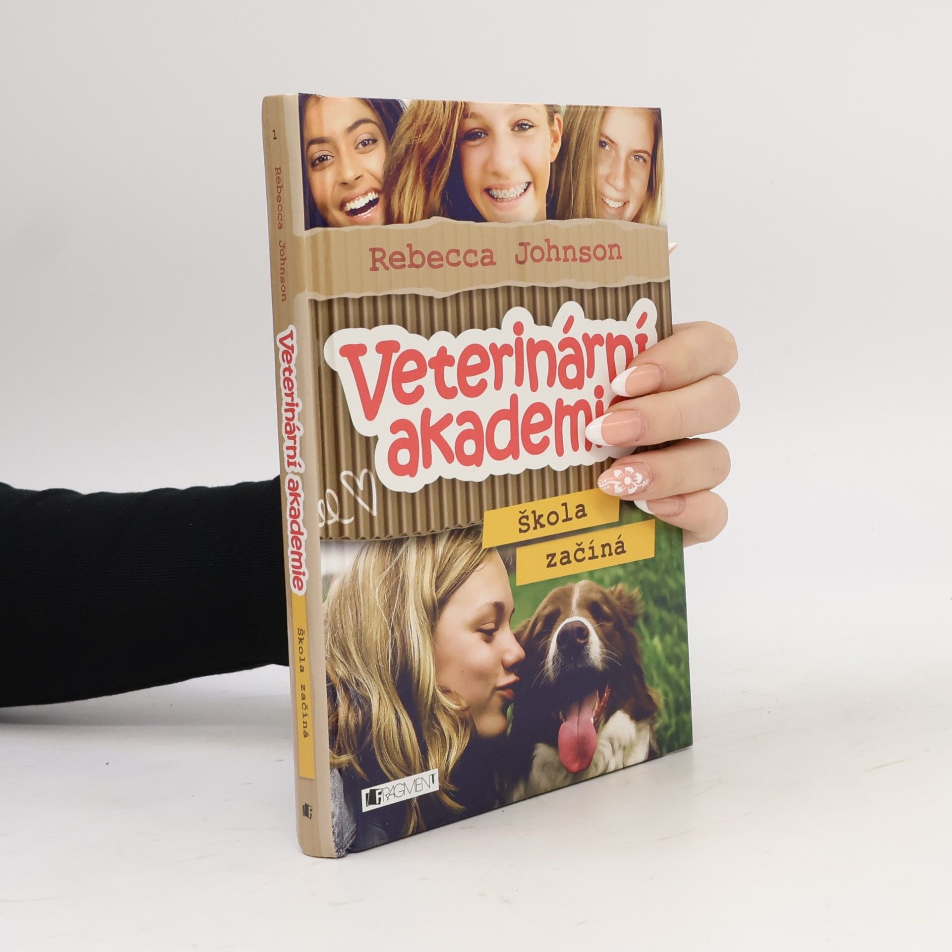 Rebecca Johnson Veterinární akademie. Škola začíná
