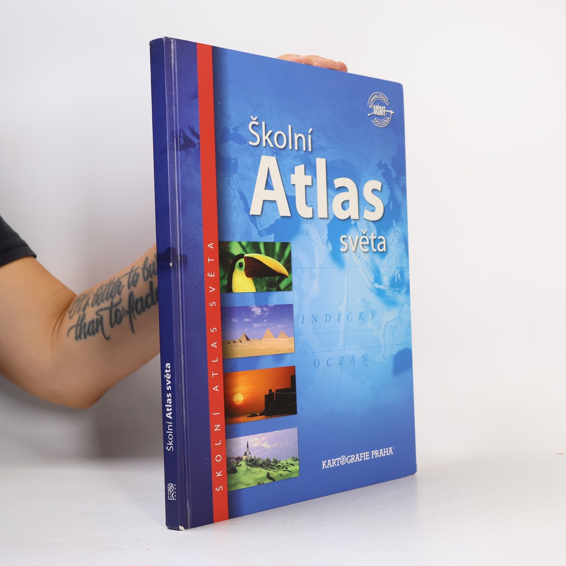 Autorenkollektiv Školní atlas světa
