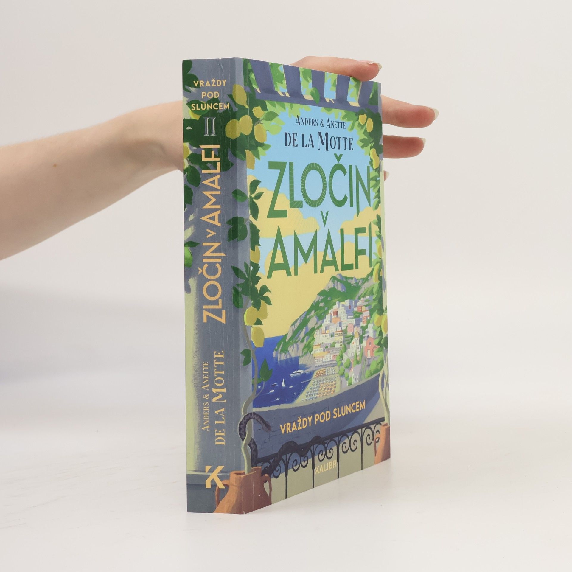 Anette De la Motte Vraždy pod sluncem II: Zločin v Amalfi
