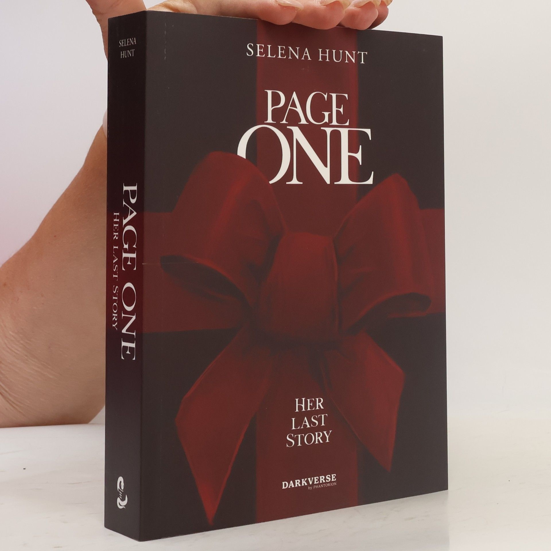 Selena Hunt Pages Trilogie: Page One