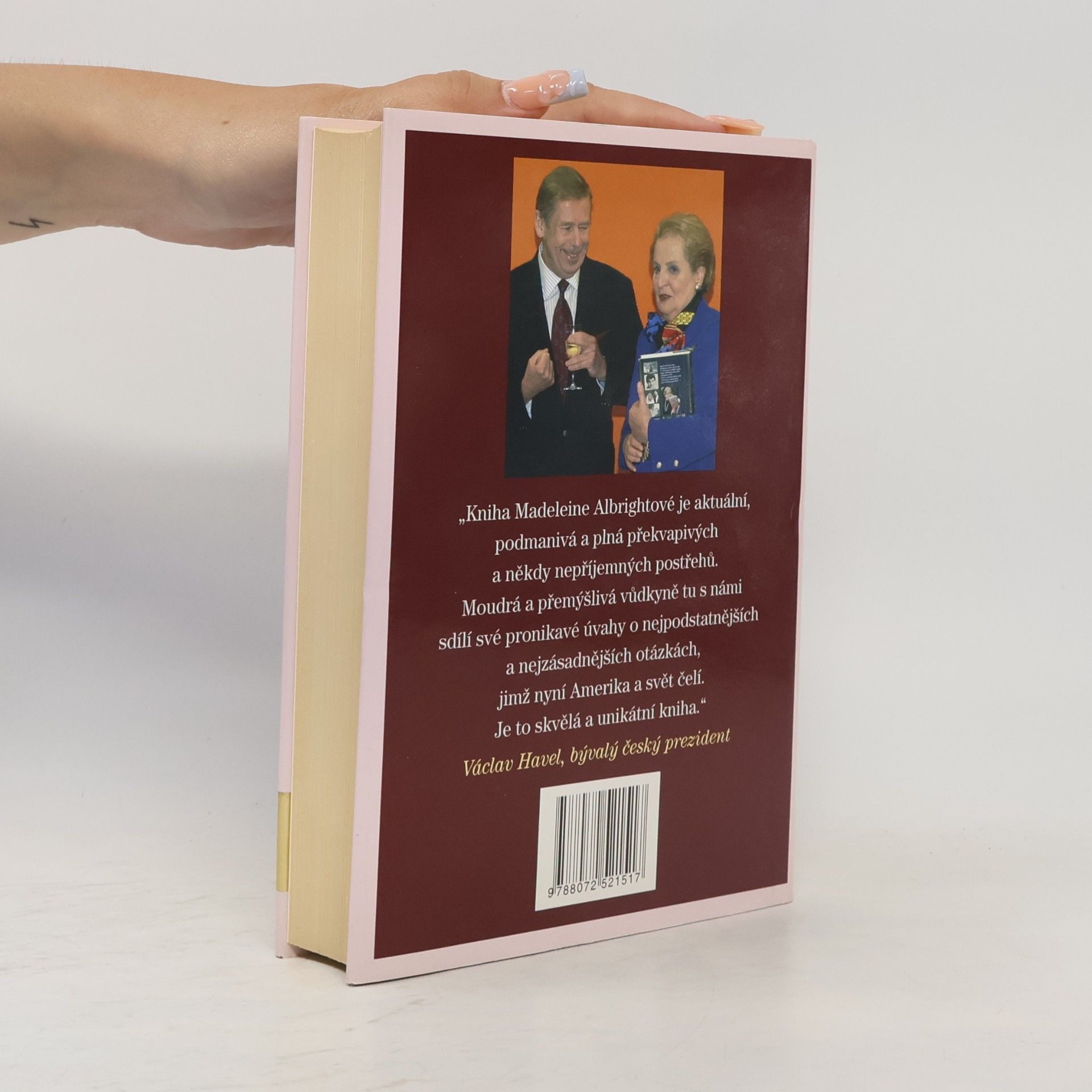 Madeleine Albright Mocní a všemohoucí