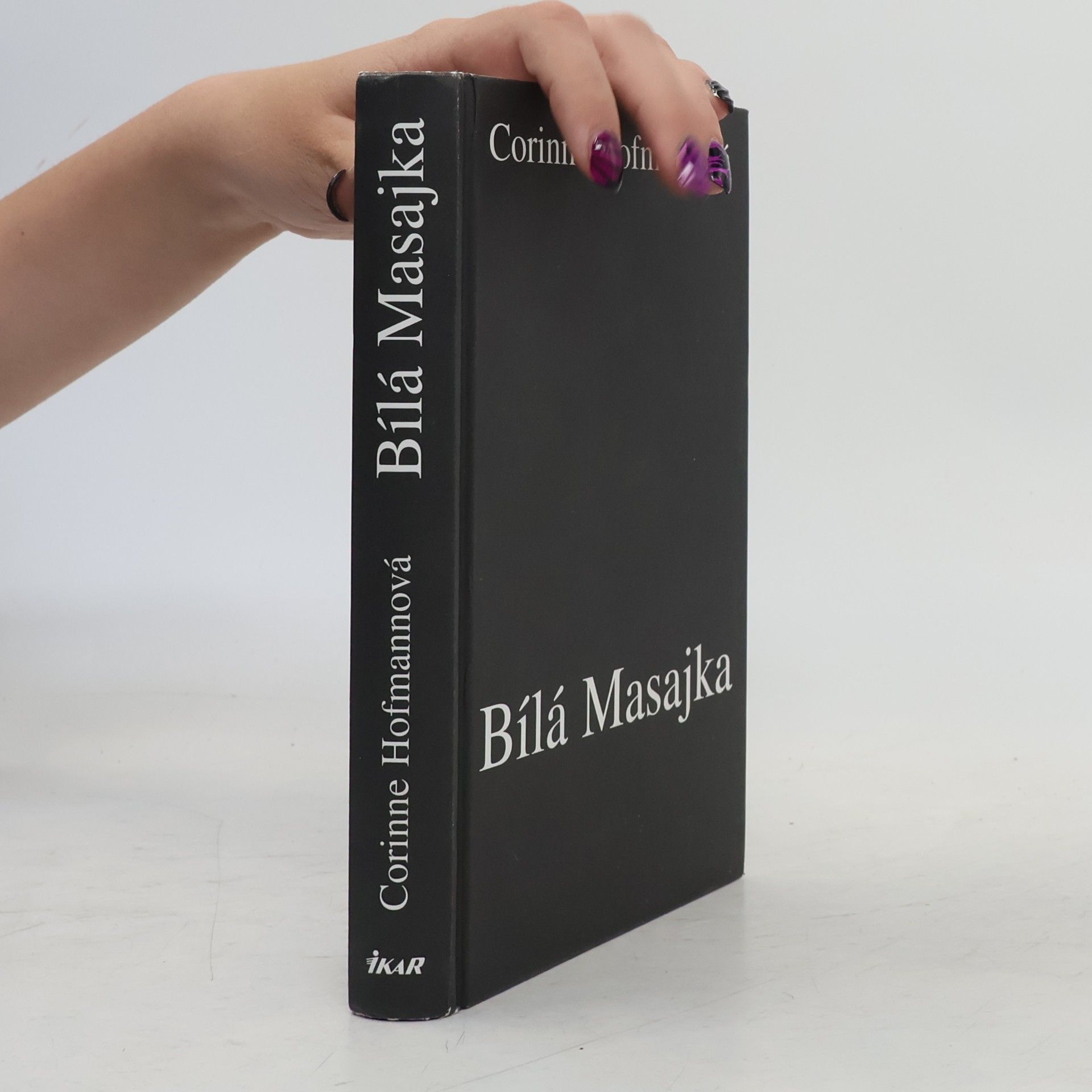 Bílá Masajka