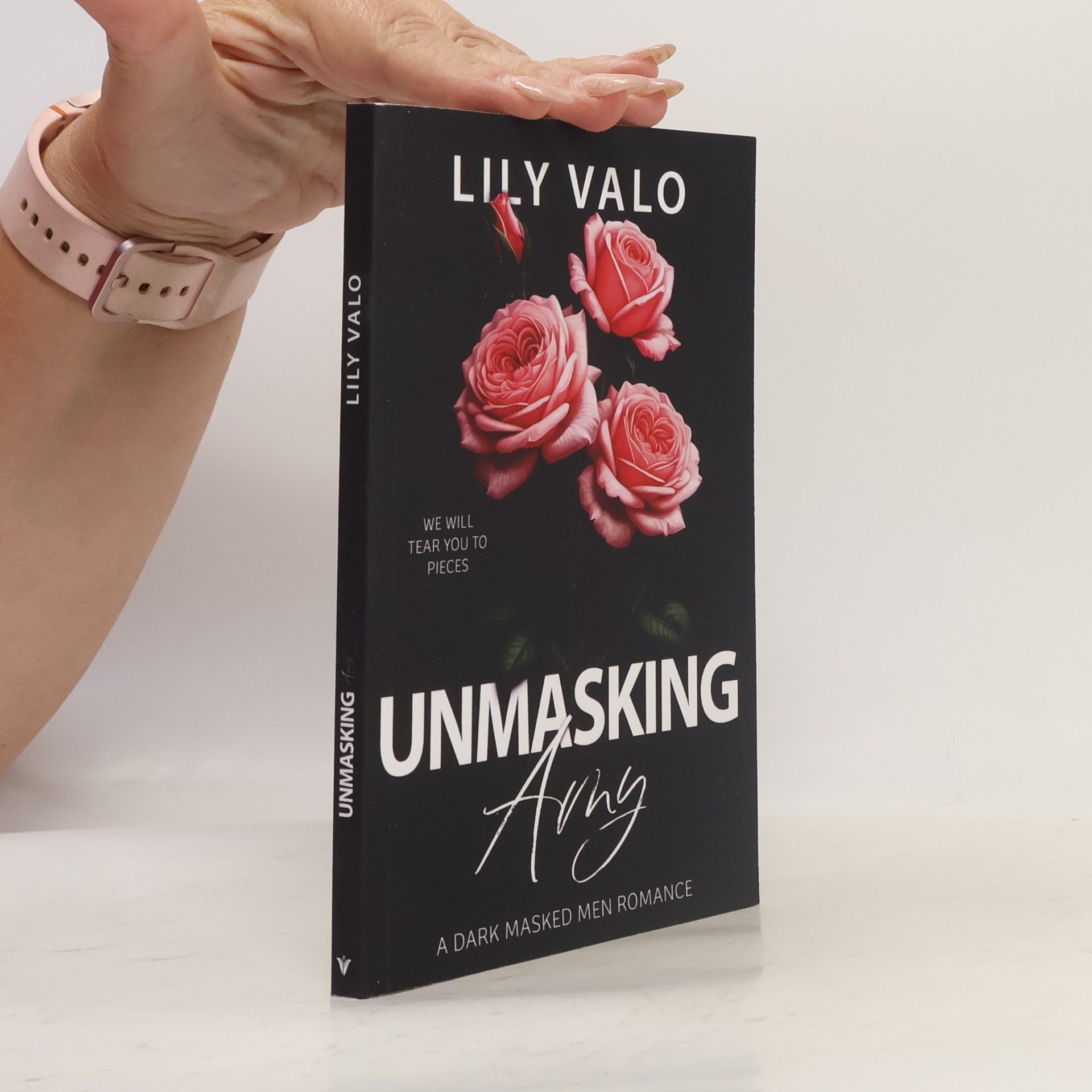 Lily Valo Festive-F*cks-Series: Unmasking Amy