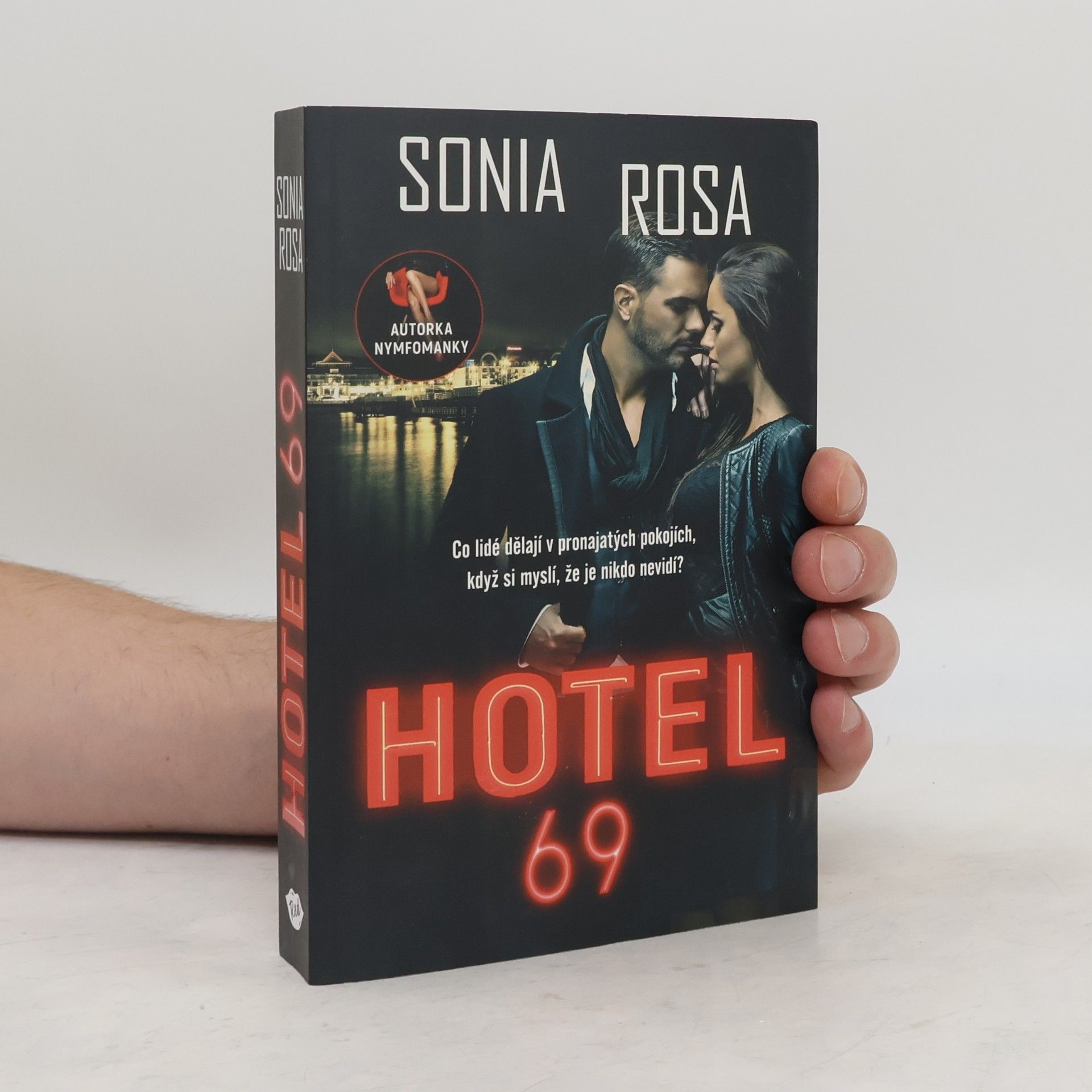 Hotel 69