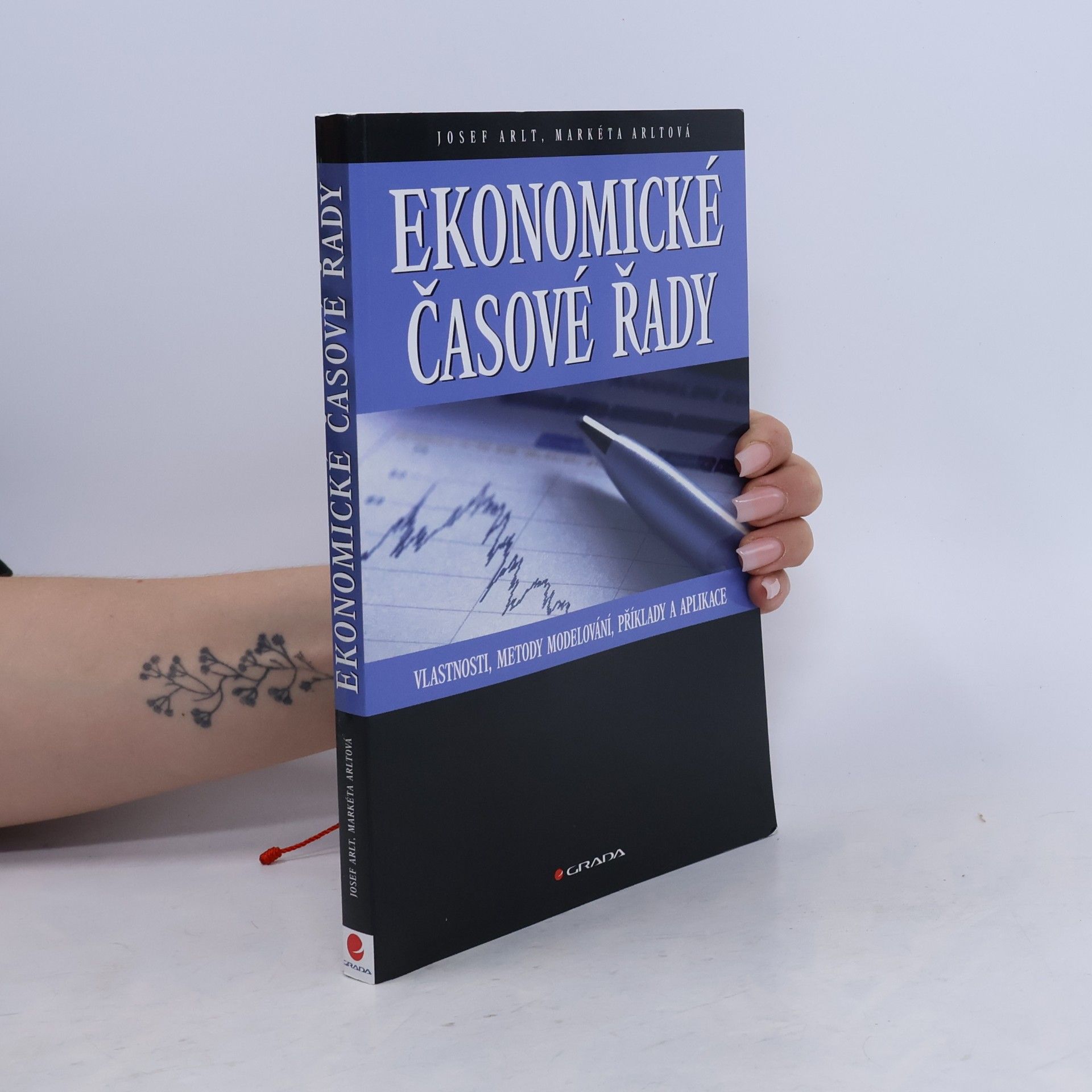 Ekonomické časové řady: vlastnosti, metody modelování, příklady a aplikace