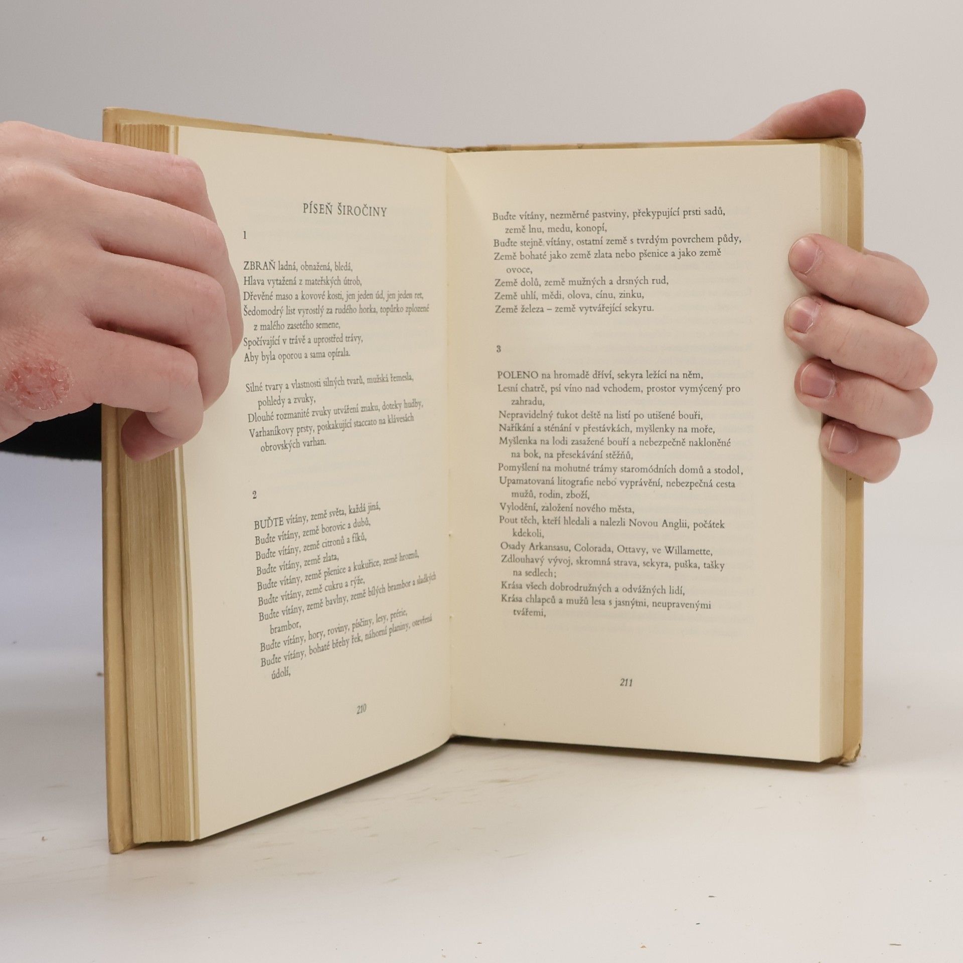Walt Whitman Stébla trávy