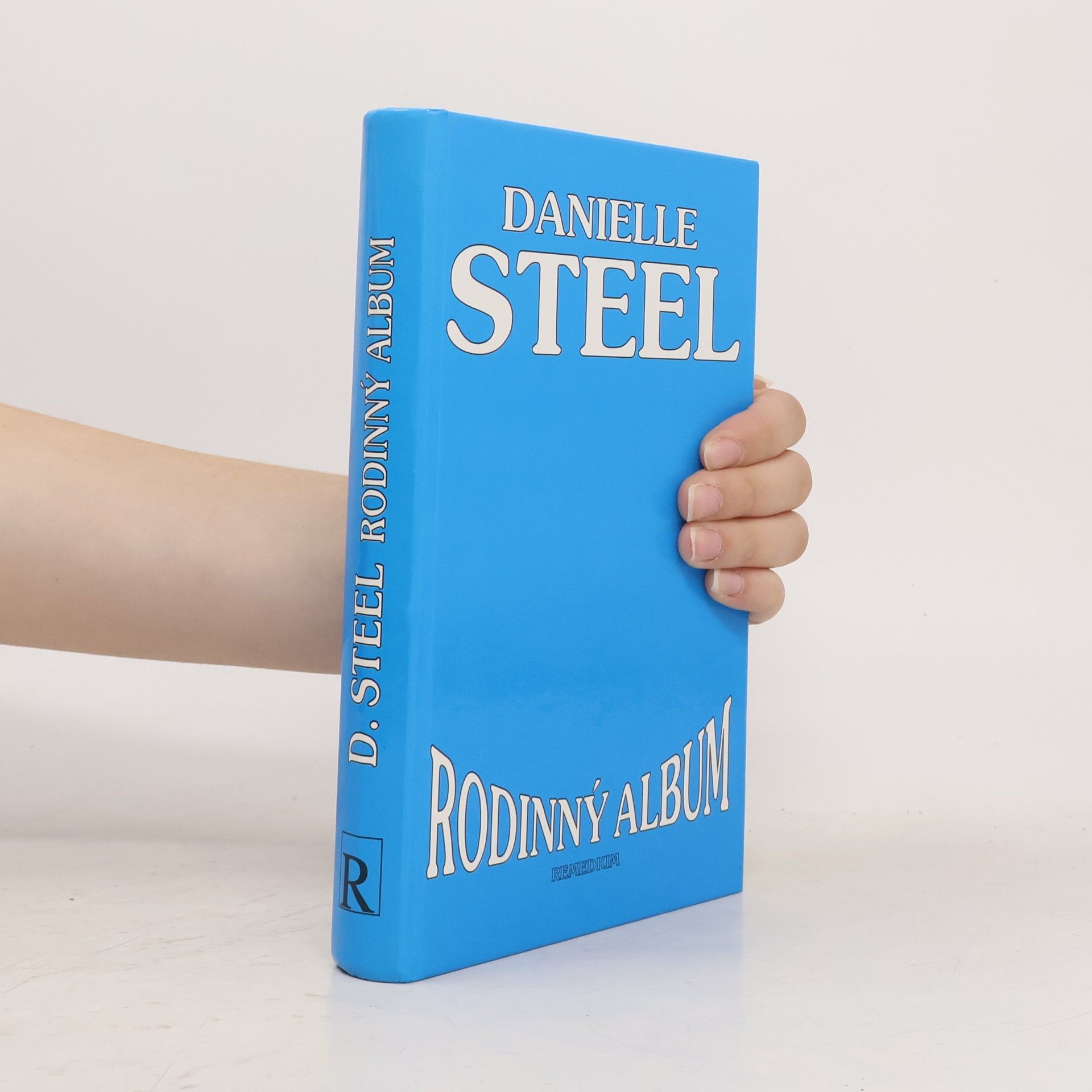 Danielle Steelová Rodinný album