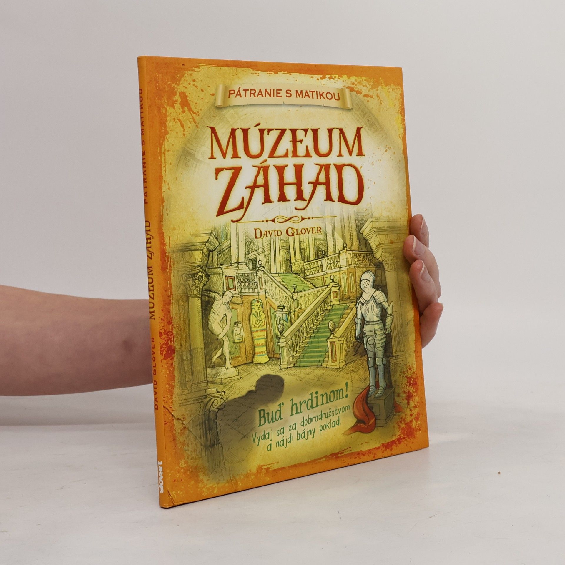 David Glover Múzeum záhad